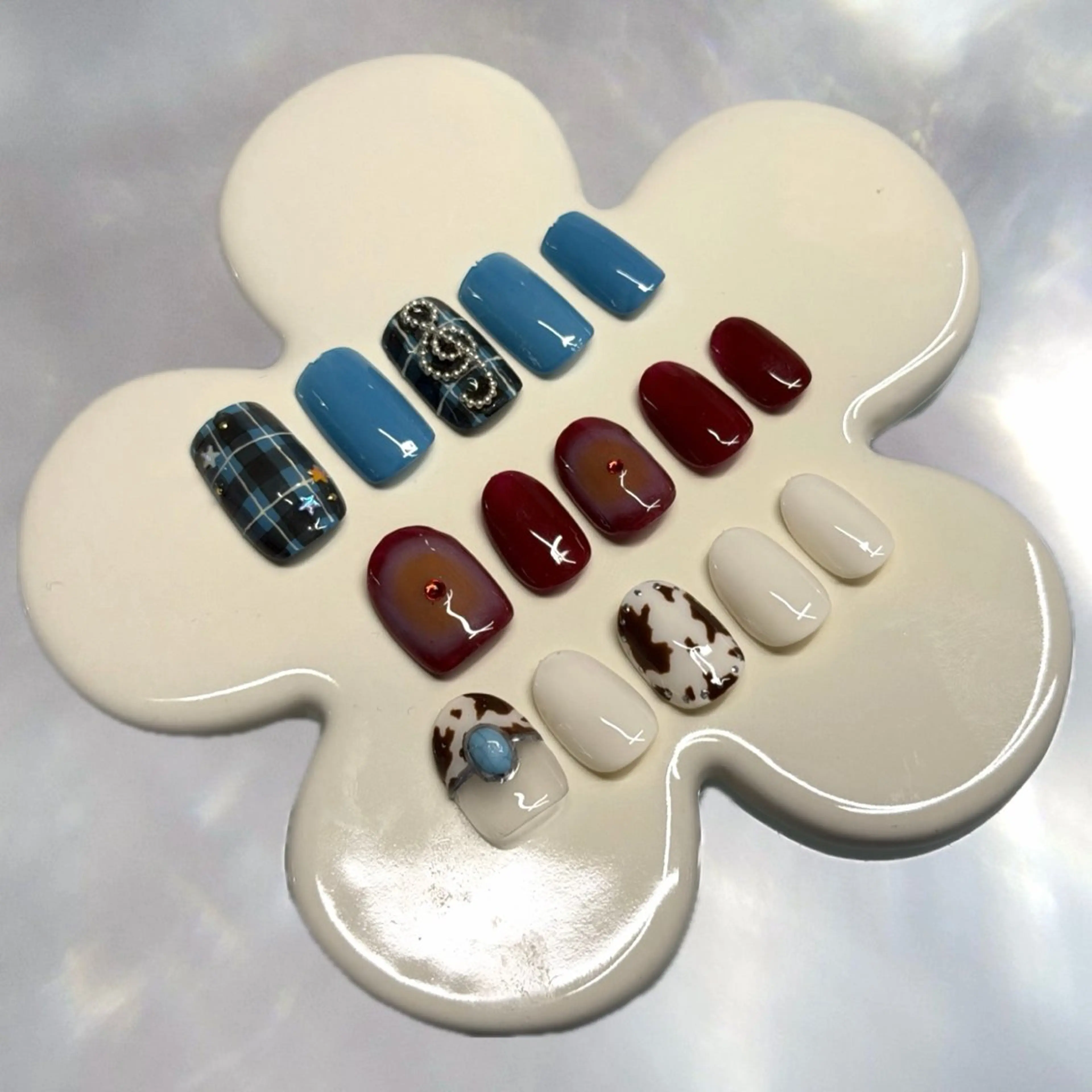 ネイル アートネイル ジェルネイル スカルプネイル mori yuina ┆͓̽ NUDGEのネイルデザイン