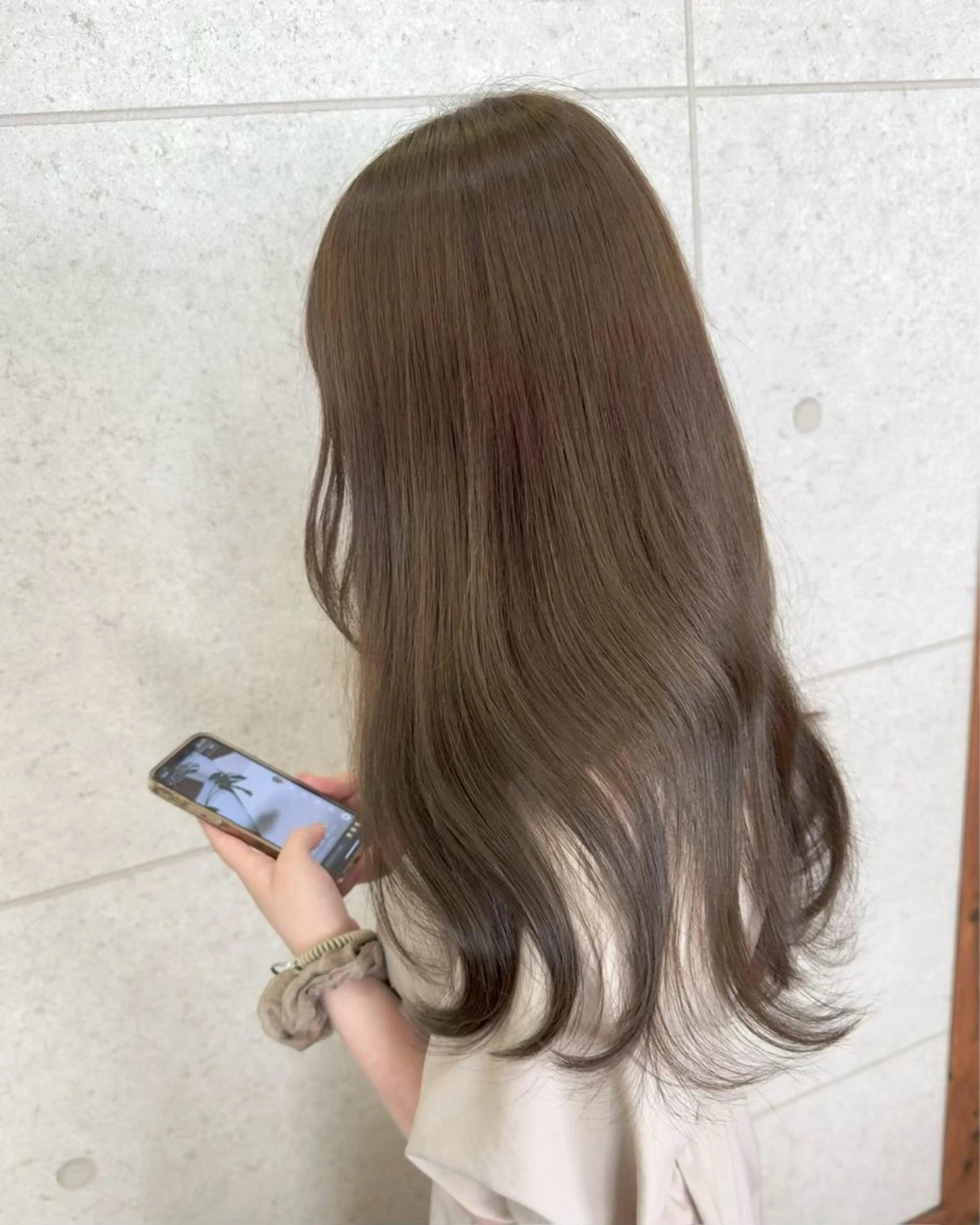 カラー Hip's eyes meiのヘアスタイル