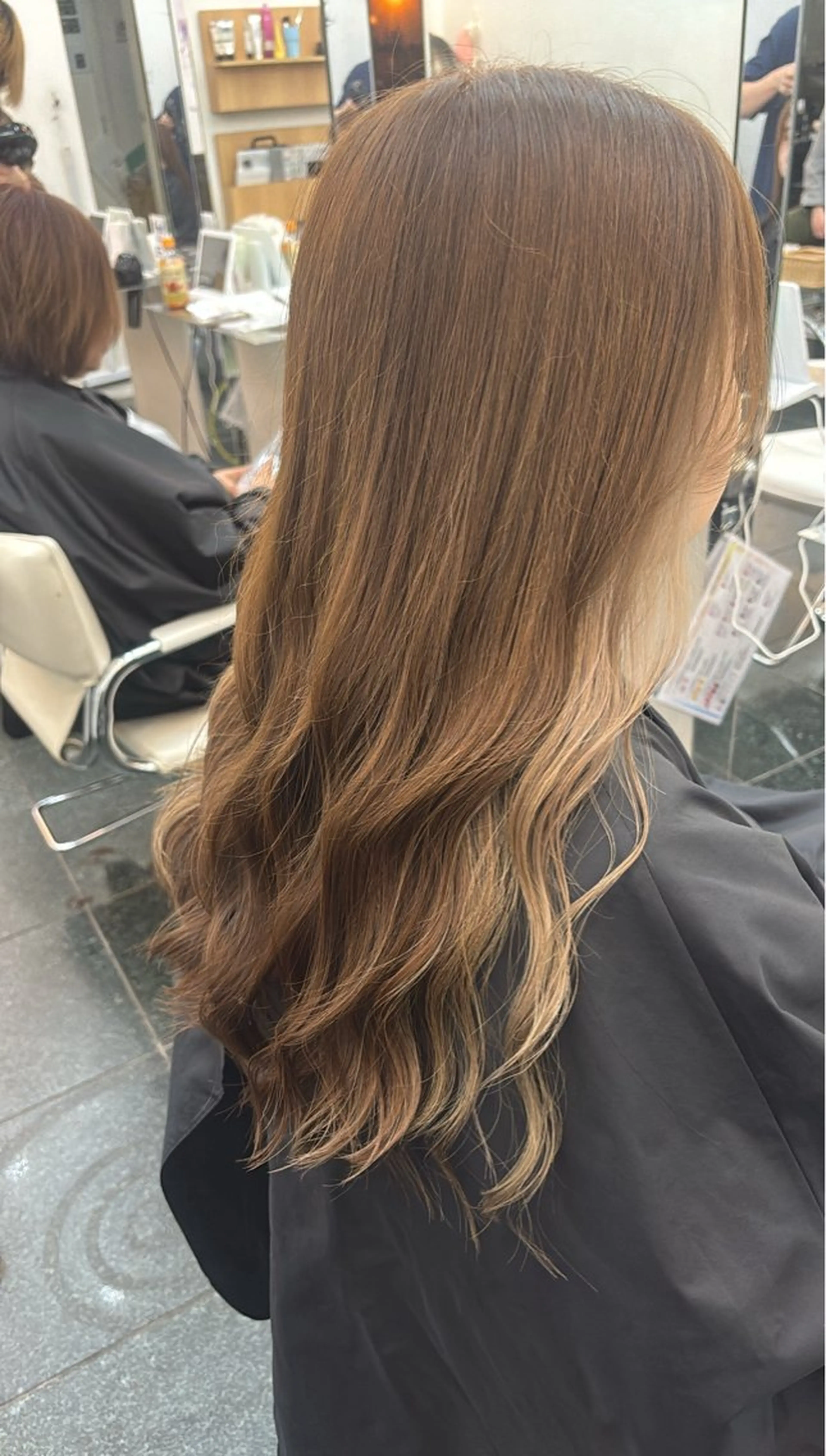 イヤリングカラー＋全体染めの写真