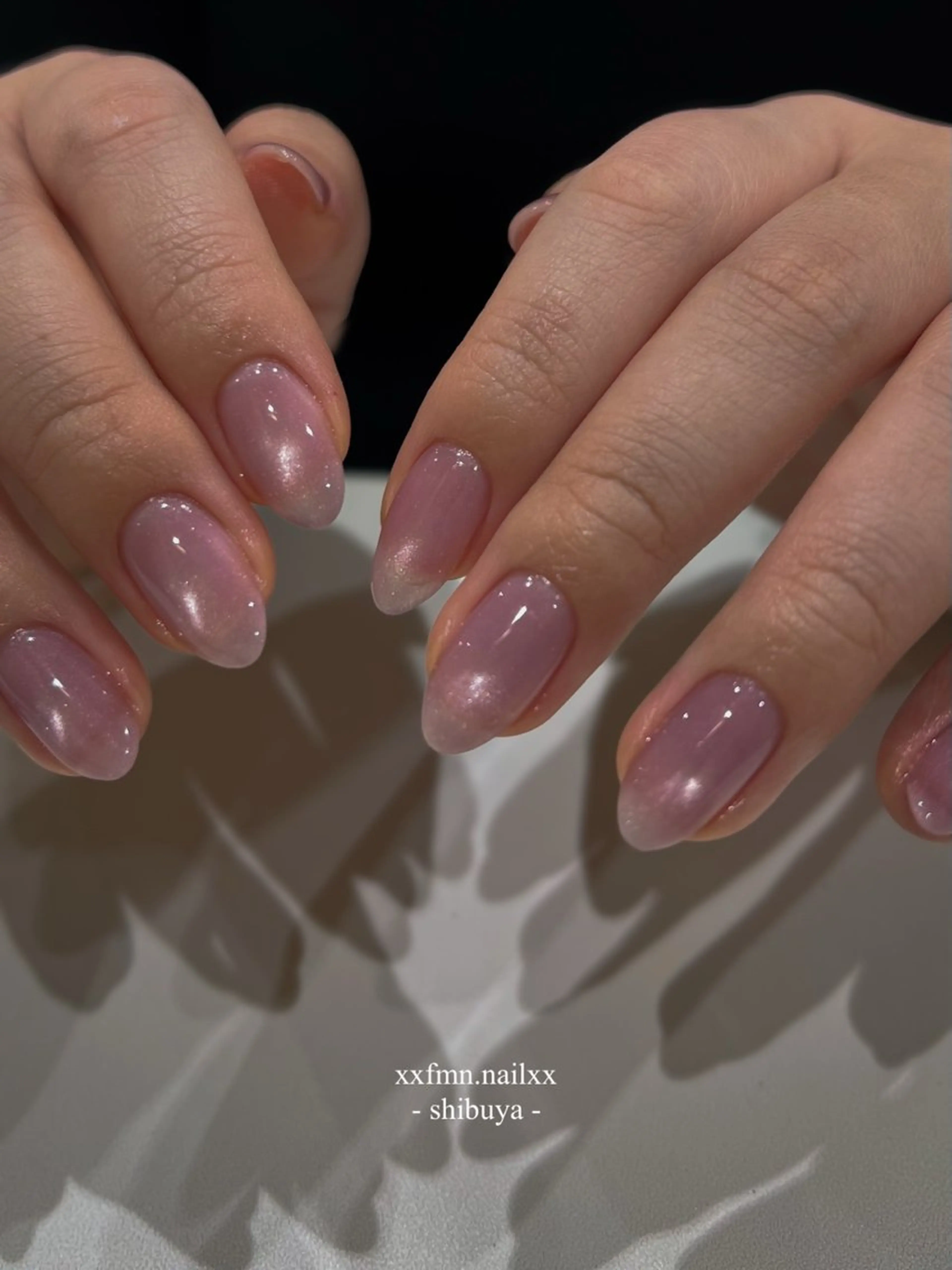 ◻オフ無し◻ハンドジェルネイル：マグネット or フラッシュの写真