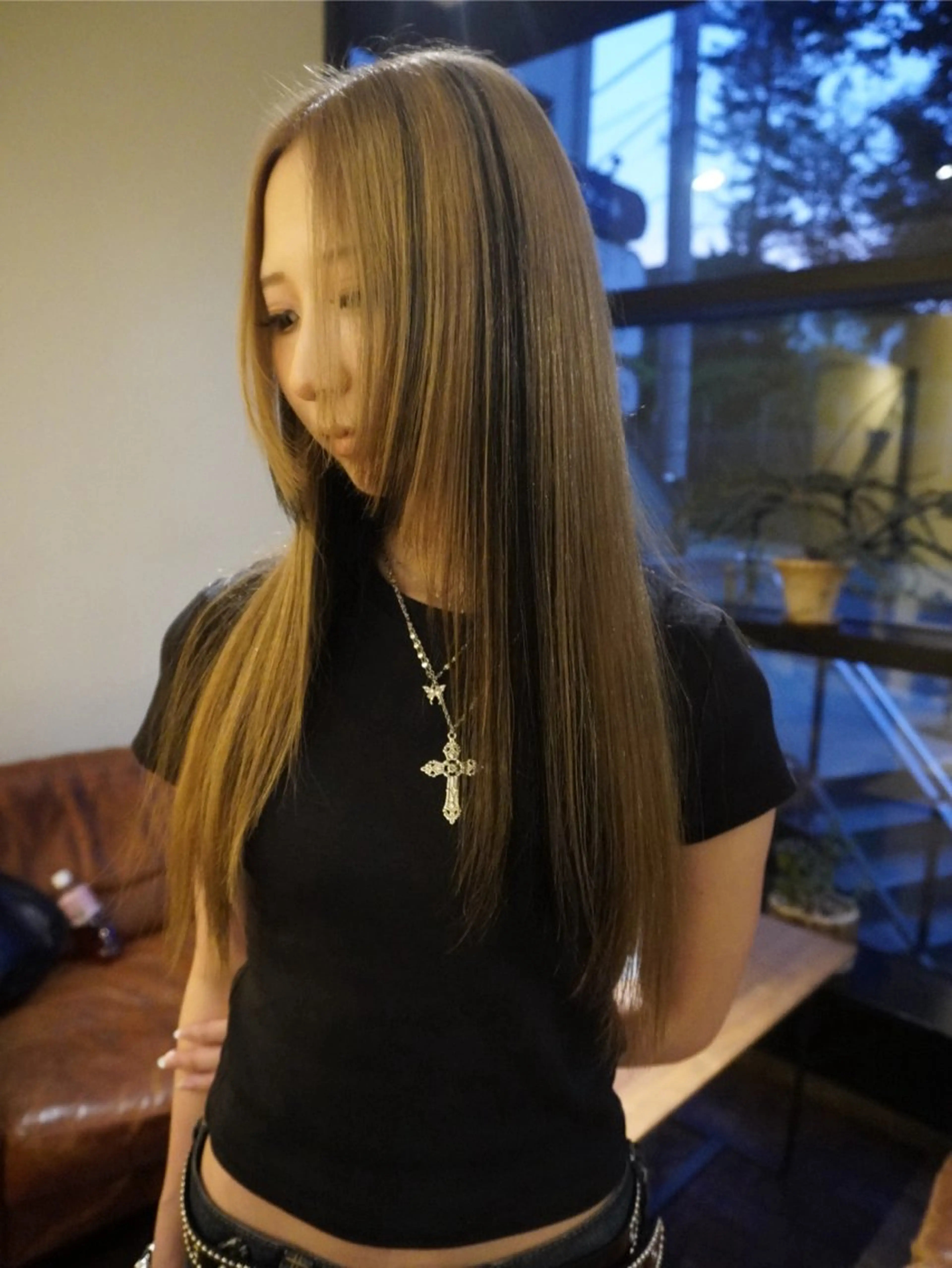 ロング ヘアカラー 愛瑠奈 erunaのヘアスタイル