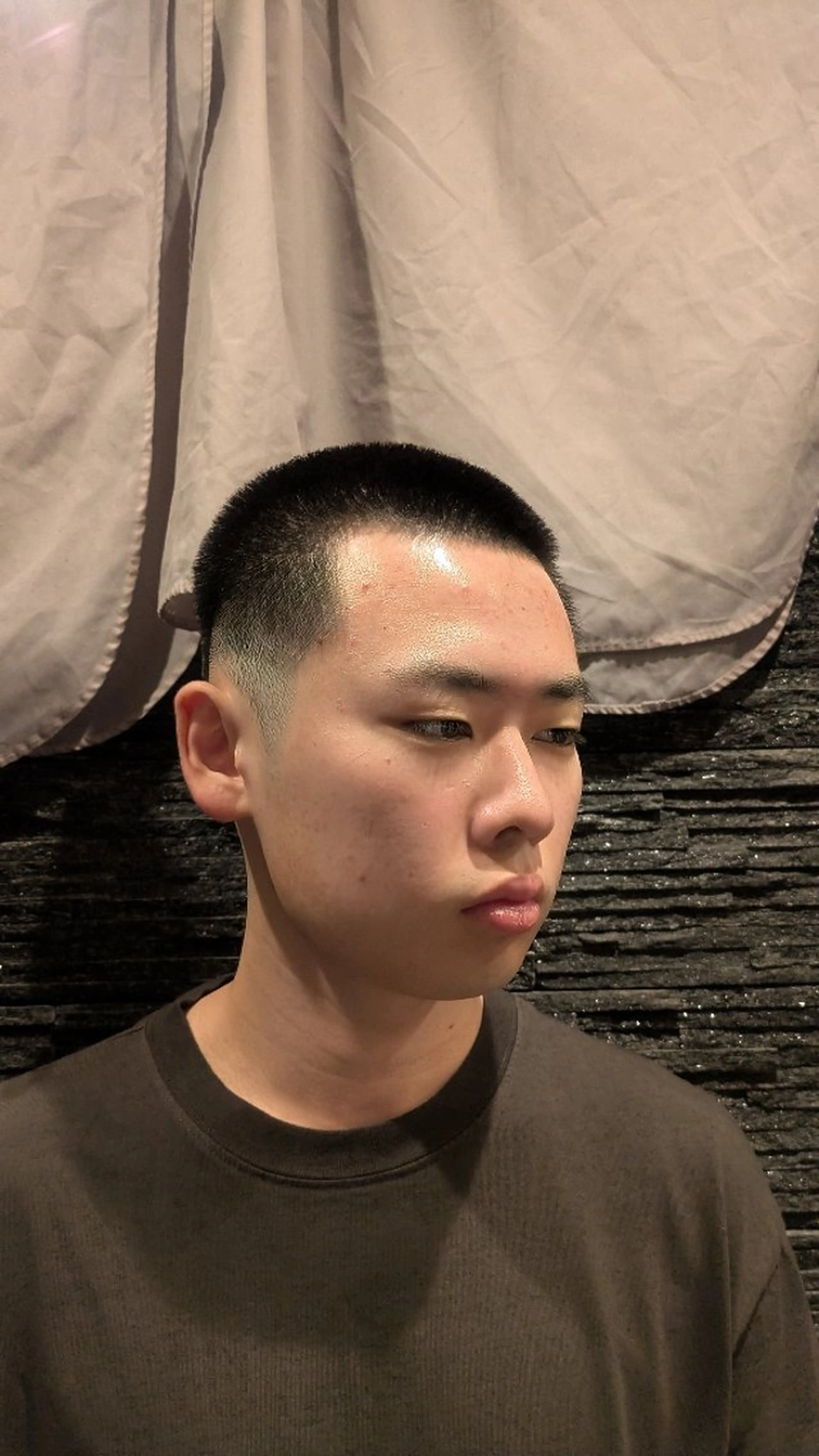 ショート 髙司 哲伸のヘアスタイル