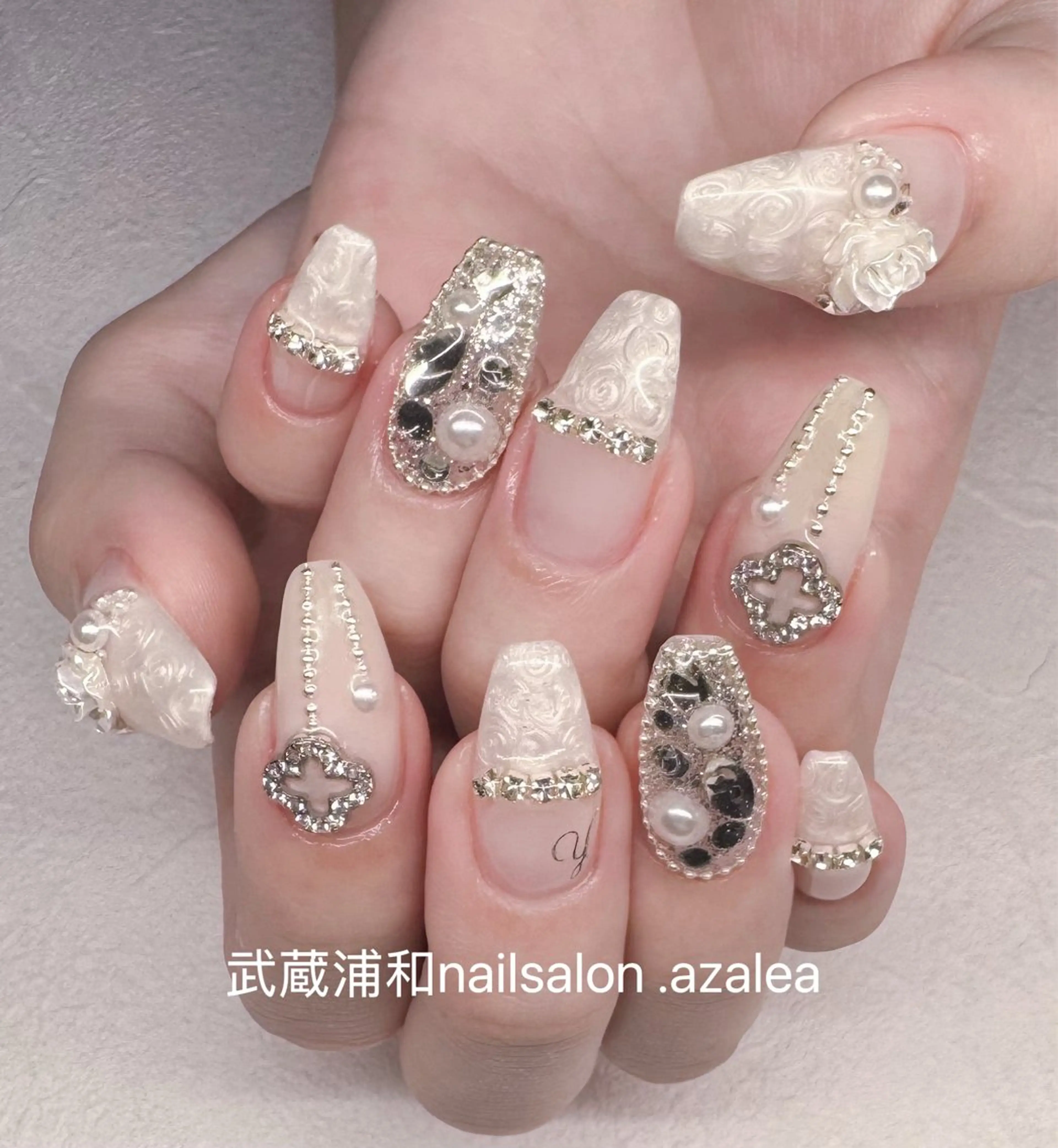 ネイル ハンドネイル R inのネイルデザイン