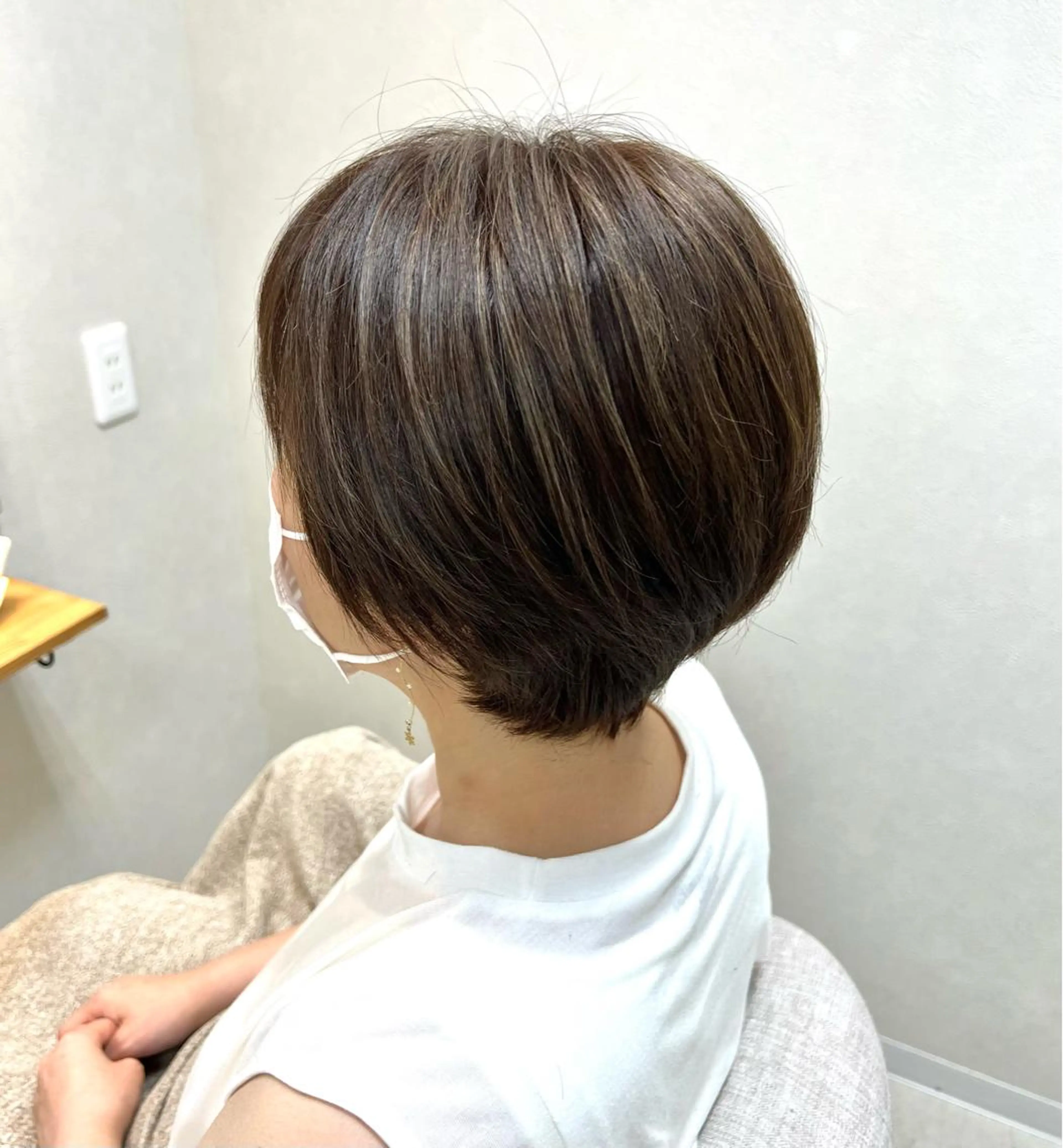 ショート ハイライト ヘアカラー ショート/白髪ぼかし 君和田若菜のヘアスタイル