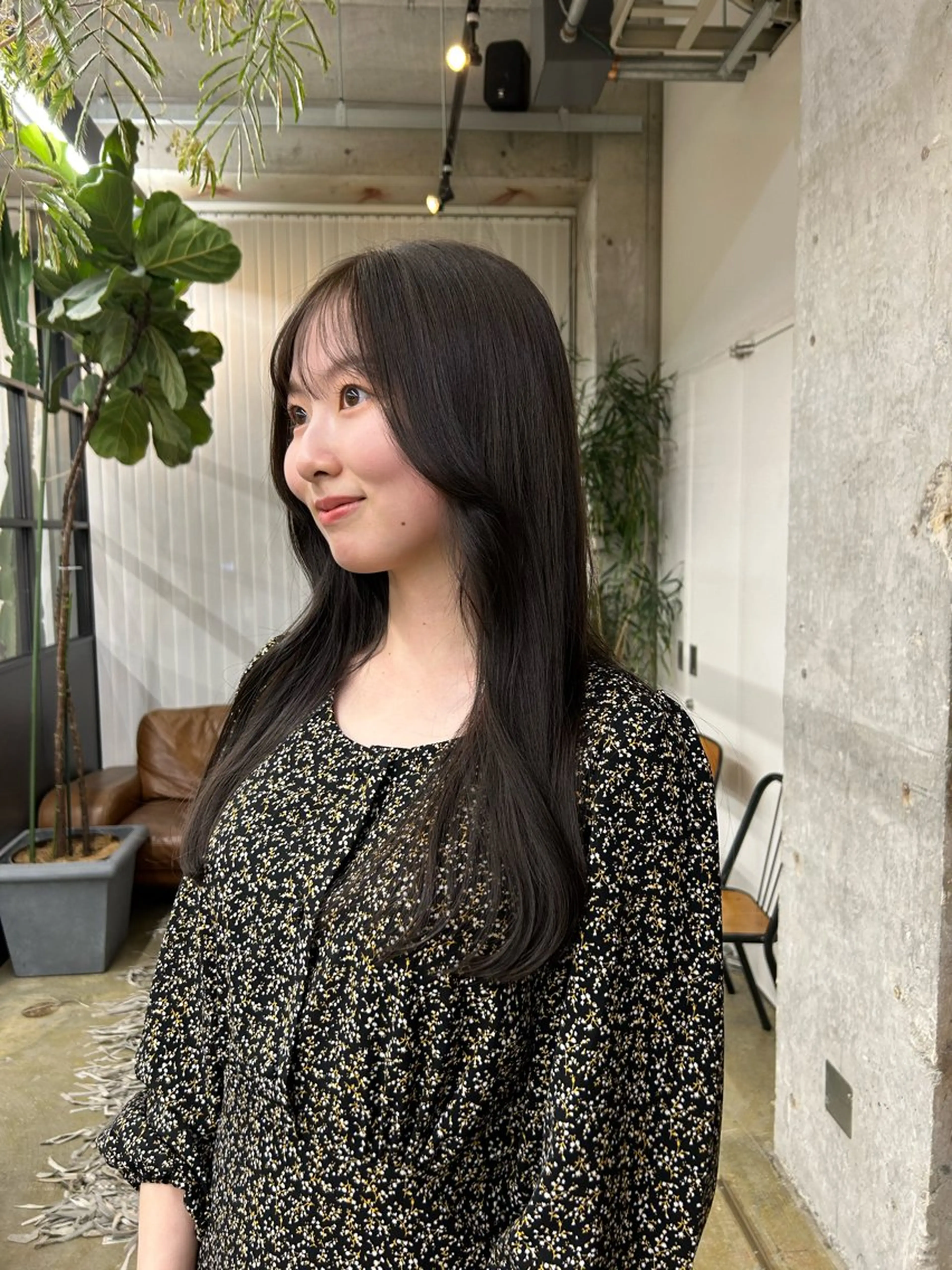 ロング カラー ブラウンカラー 透明感カラー オリーブブラウン 小川真歩/パーマ /暖色オリーブのヘアスタイル