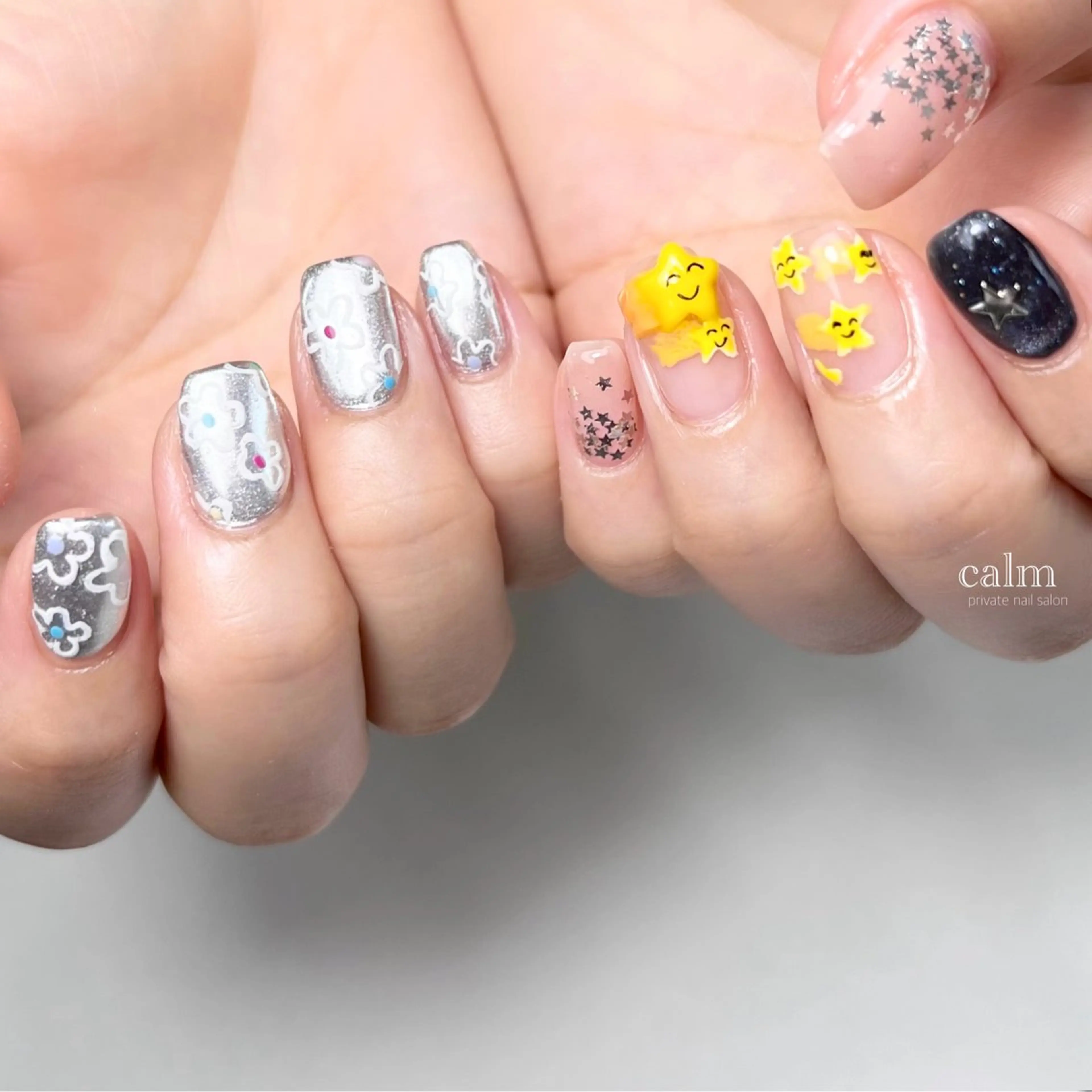 ネイル ハンドネイル calm 〔ｶｰﾑ〕のネイルデザイン