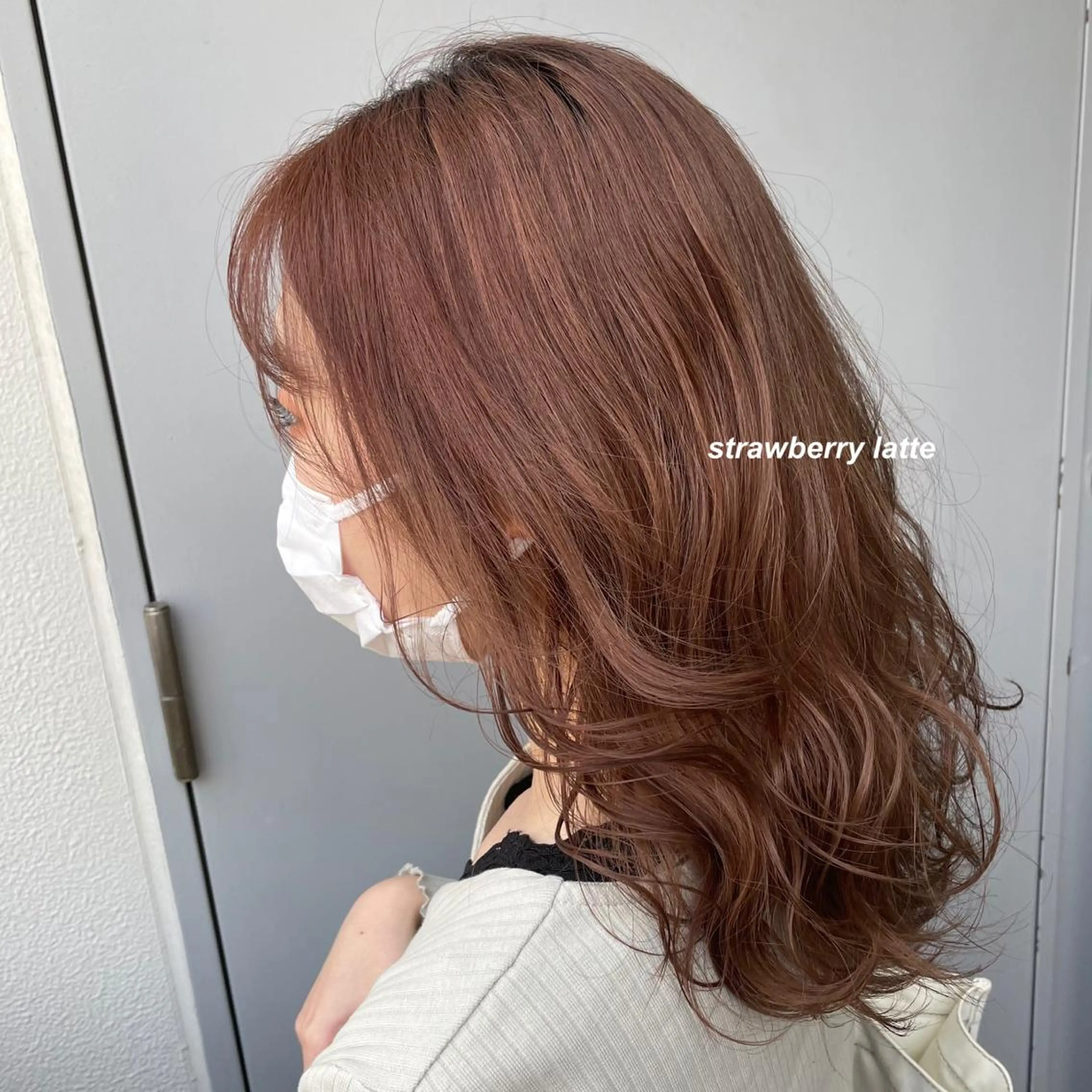 セミロング カラー Qin shaire salon 原宿店所属・レイヤーカット 韓国ヘアayameのヘアスタイル