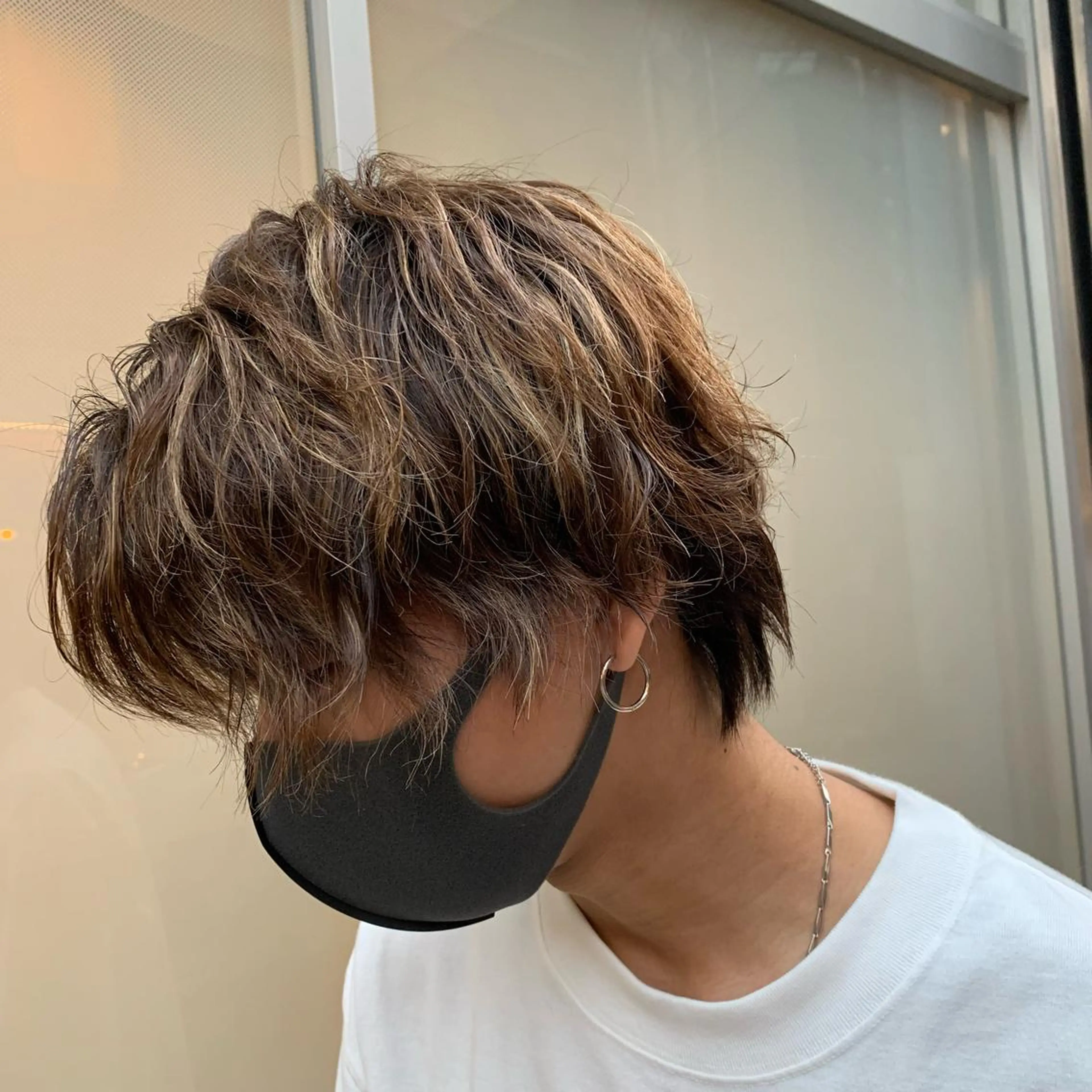 カラー パーマ メンズ メンズハイライト メンズパーマ ハイライトカラー スパイラルパーマ センターパート/ メンズ特化/植田 柊のヘアスタイル