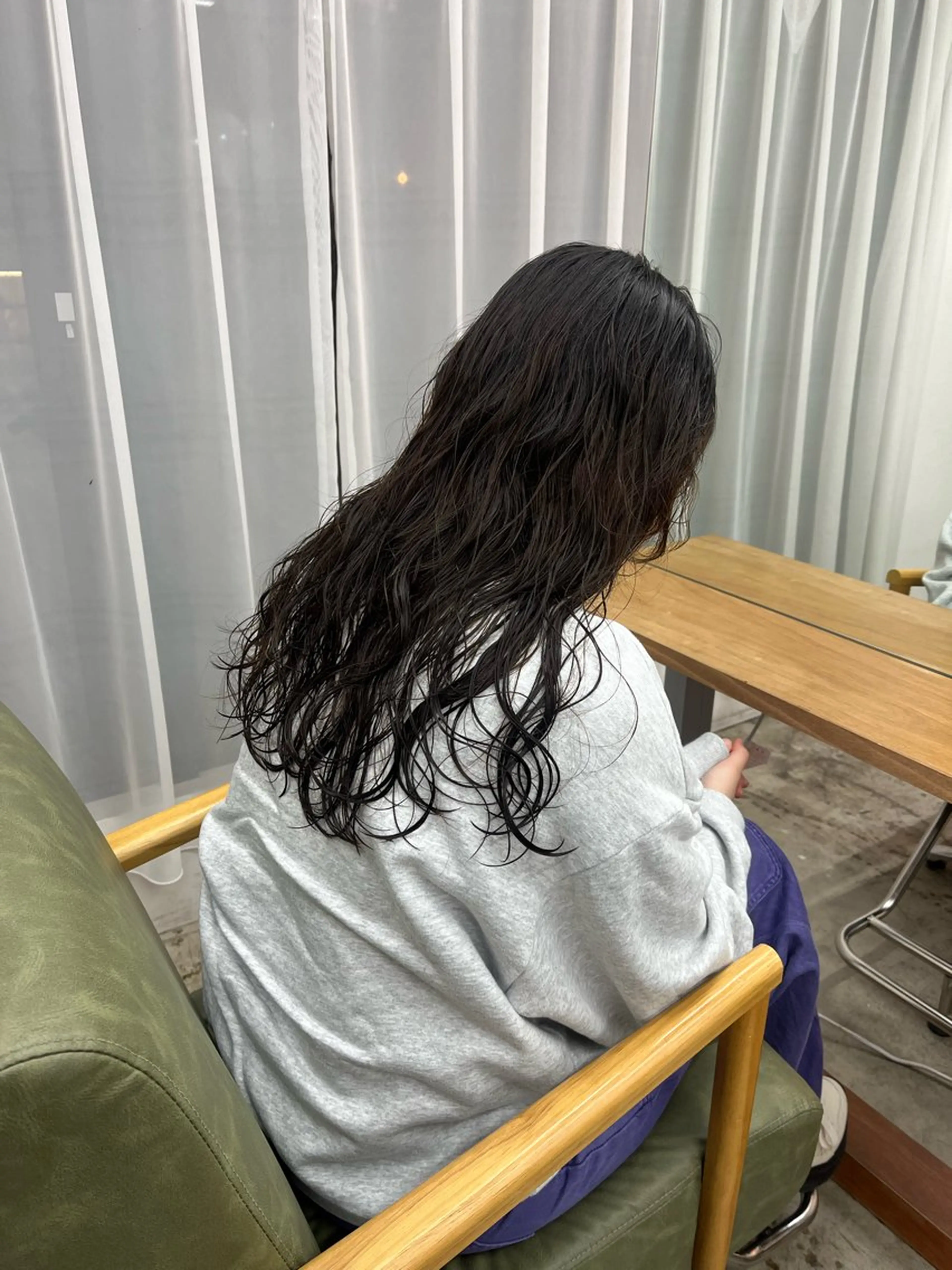 ロング パーマ カット パーマ ハイトーン/心斎橋/ honomiのヘアスタイル