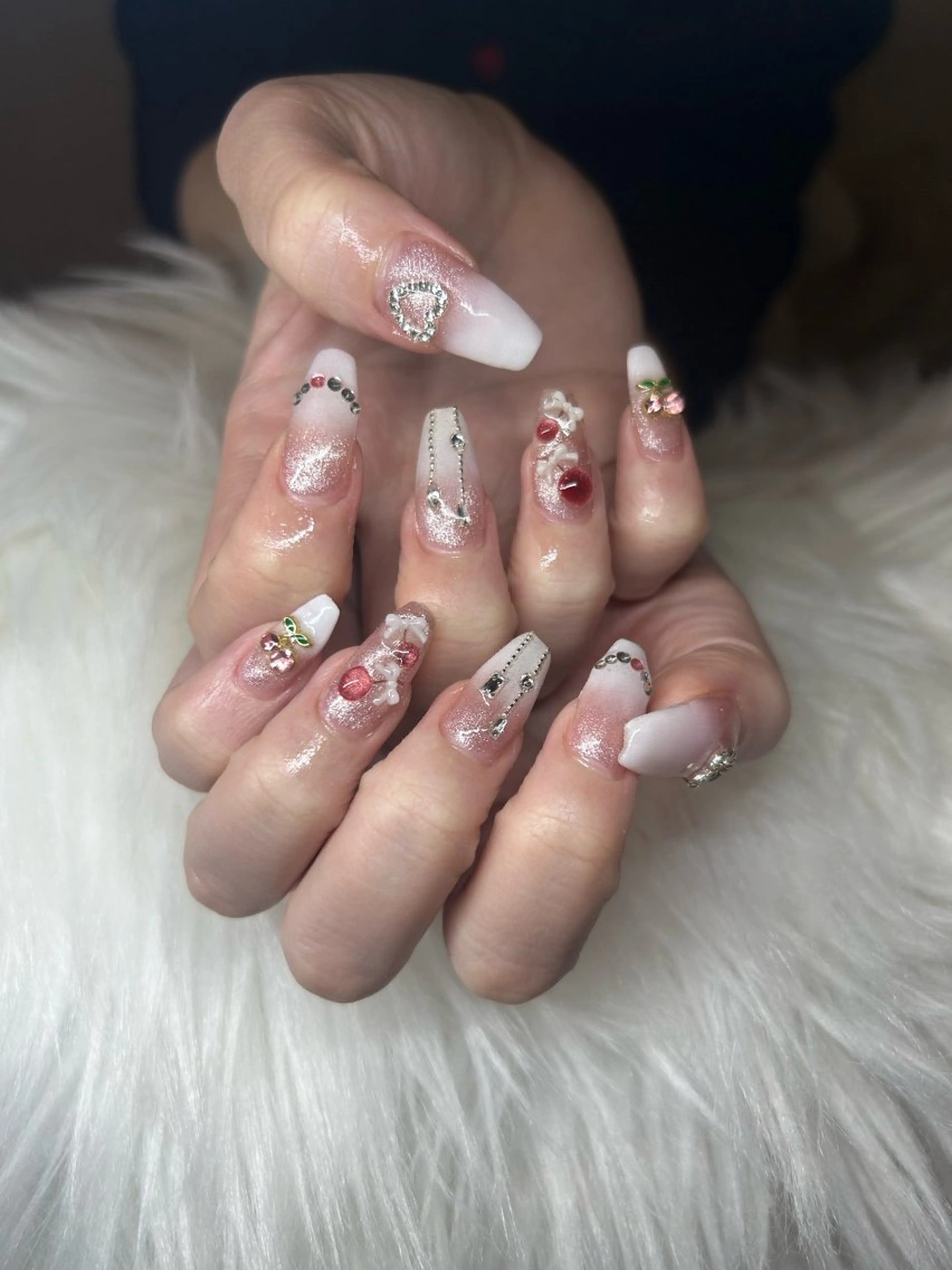 ネイル ピンク ハンドネイル 天野 希綾のネイルデザイン