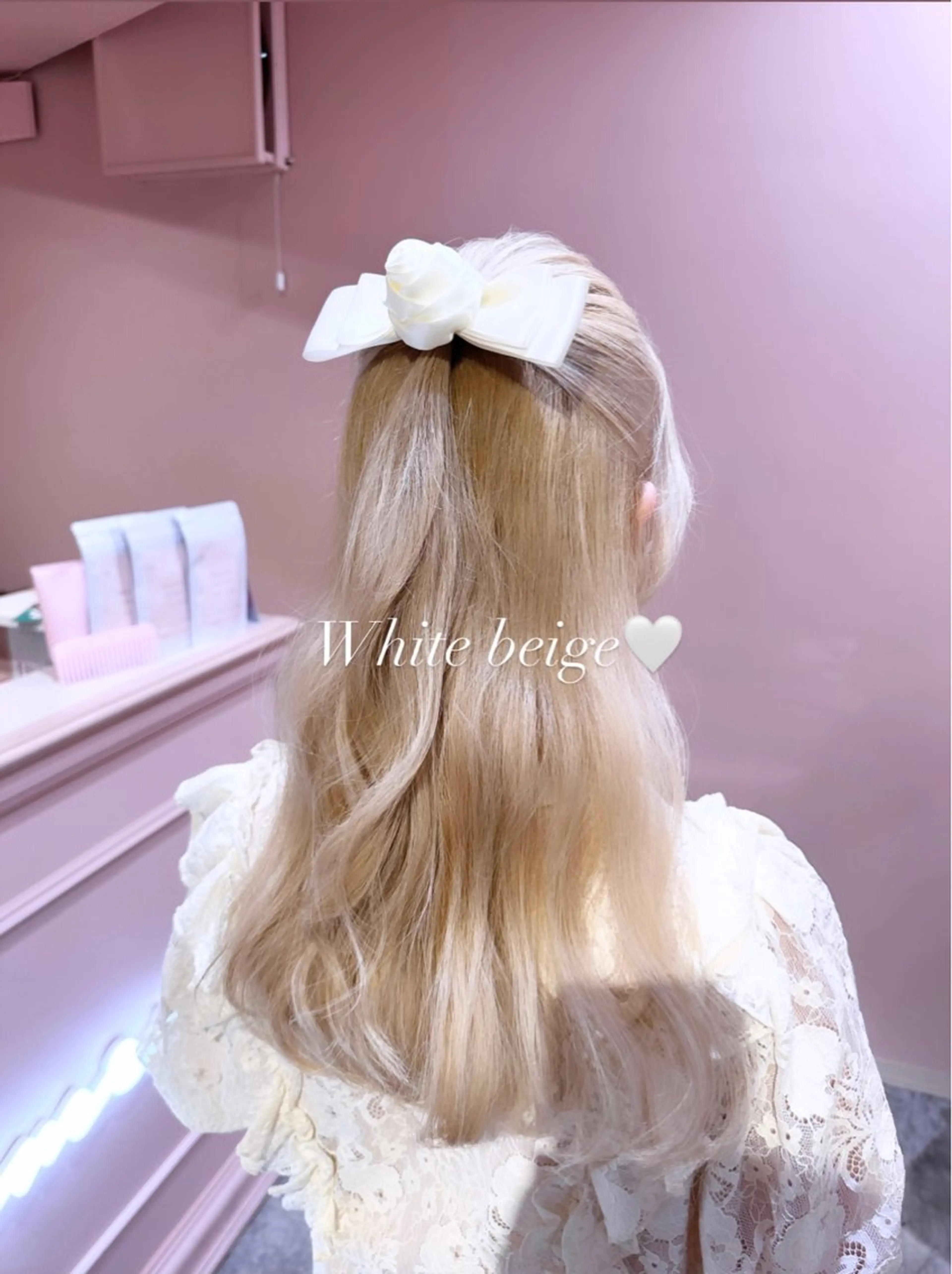 ミディアム カラー ヘアカラー 🌙Runa つや髪 /モテ/ボブのヘアスタイル