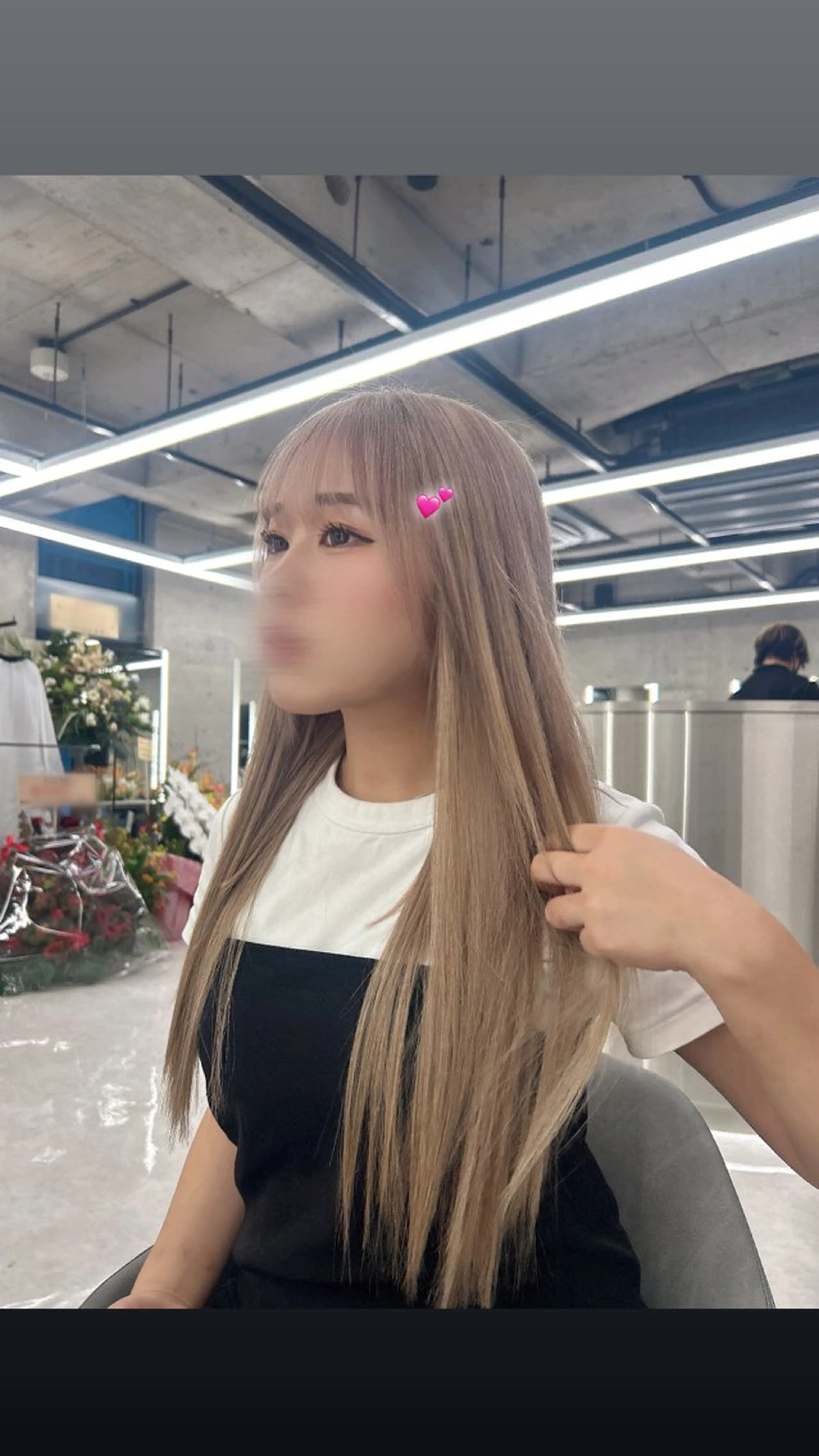 ロング CYM所属・ワンカラー/レイヤー 🩷モエのヘアスタイル