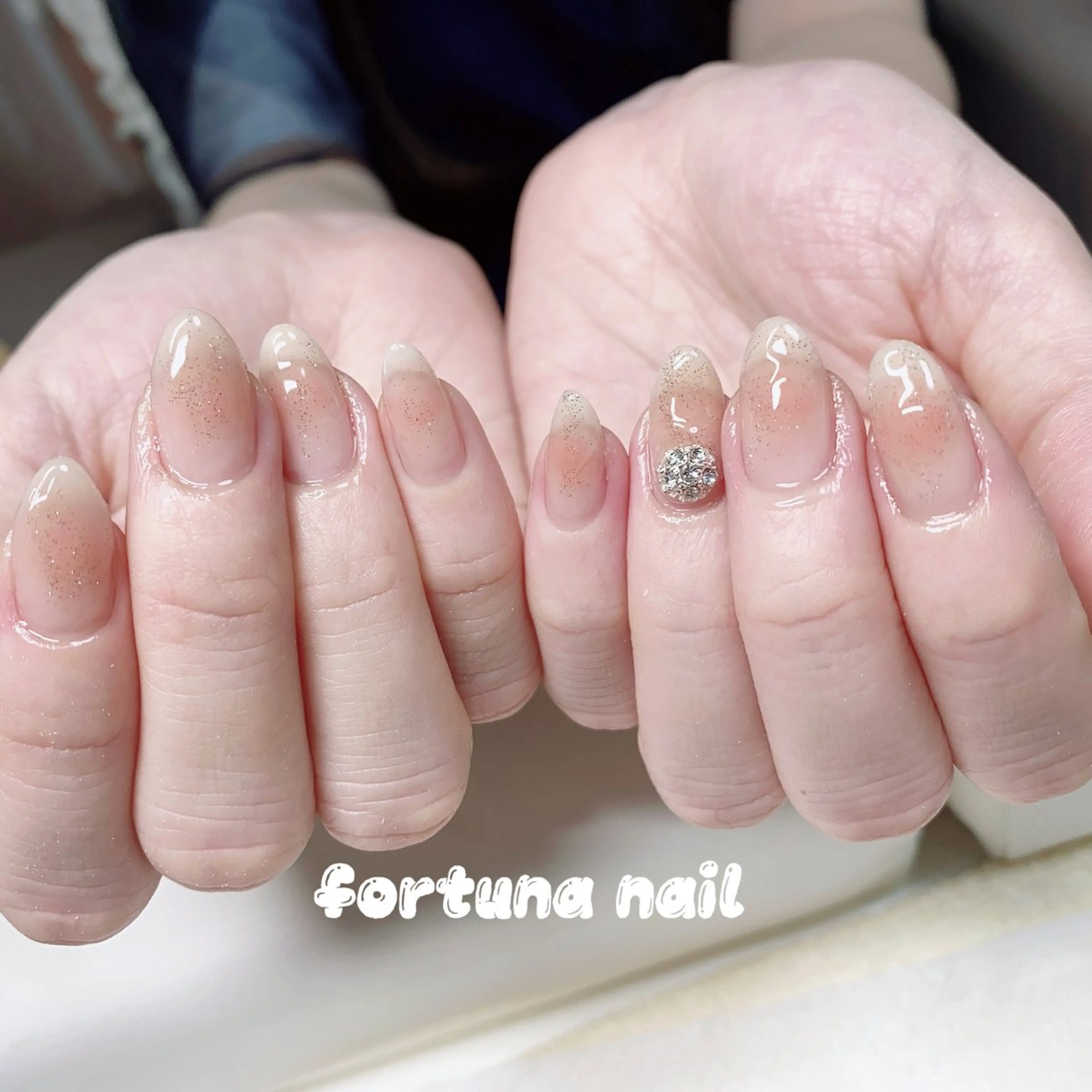 ネイル ハンドネイル ハンドケア Nail •Head スパFortunaのネイルデザイン