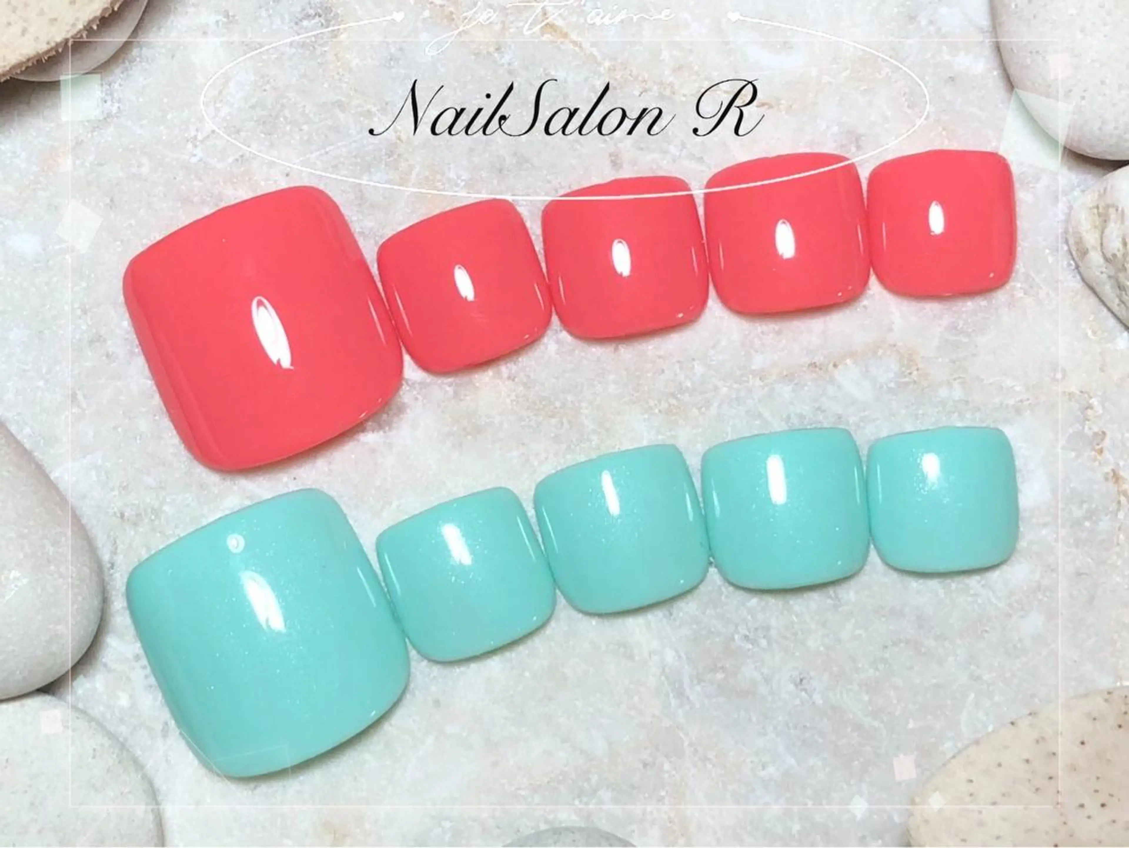 Footワンカラー(オフ+ケア込み)フットバス付きの写真