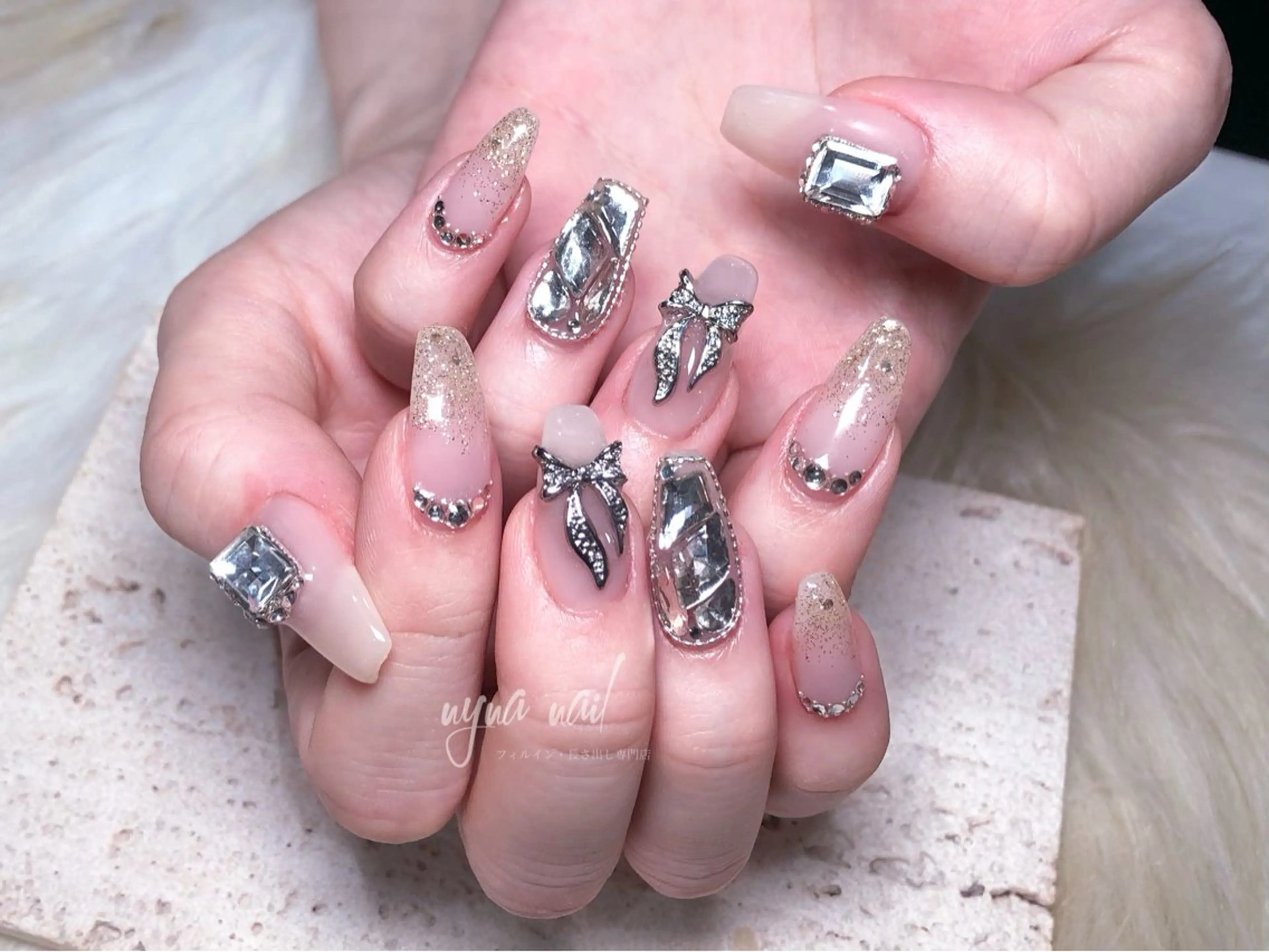 ネイル ハンドネイル 長さ出し専門 nynaのネイルデザイン