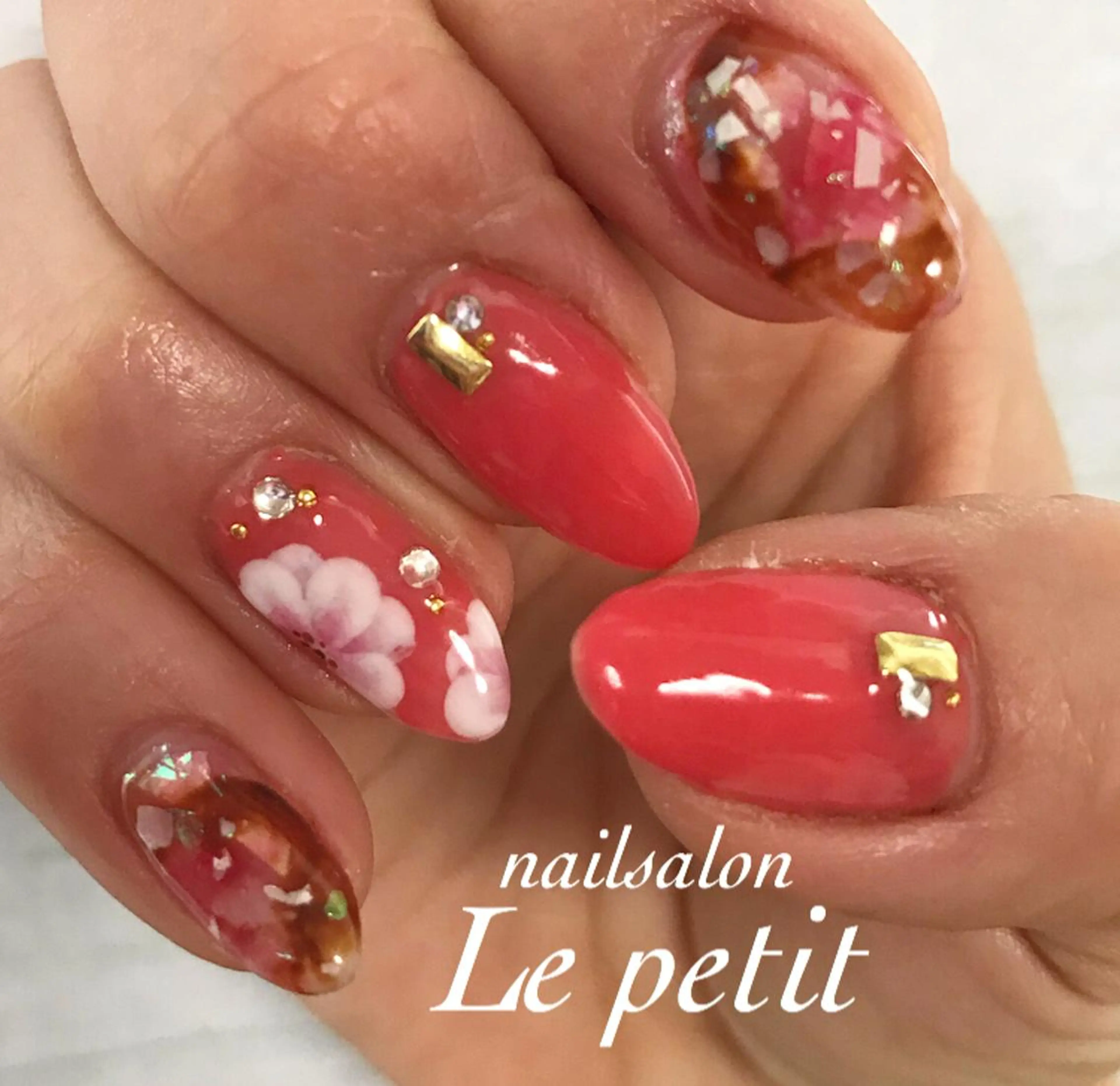 ネイル 石野 広佳のネイルデザイン