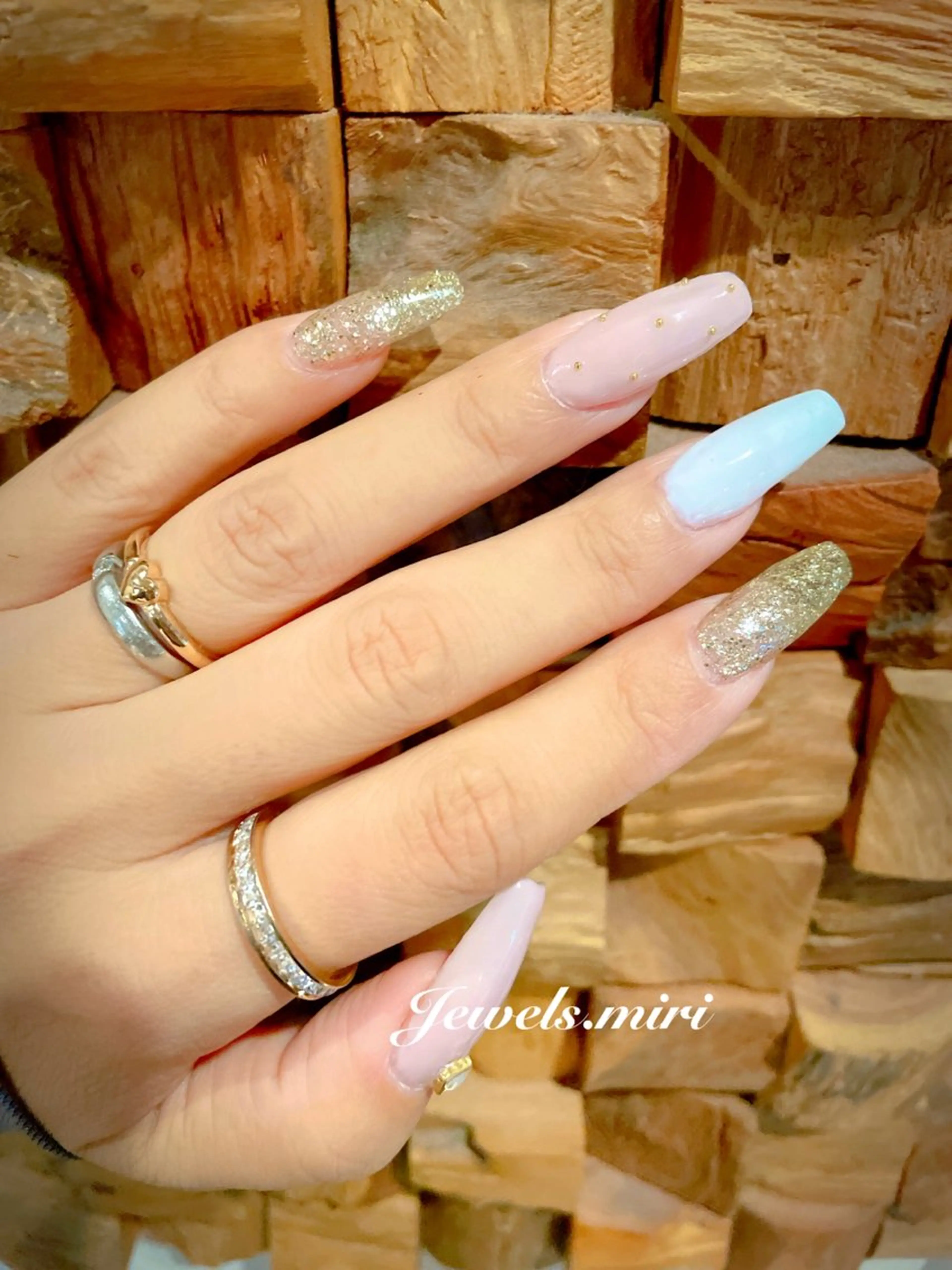 ネイル キラキラネイル ラメ(グリッター) オフィスネイル ワンカラーネイル ピンク Jewels nail lily 白楽所属・ネイルサロン Jewels Mのネイルデザイン