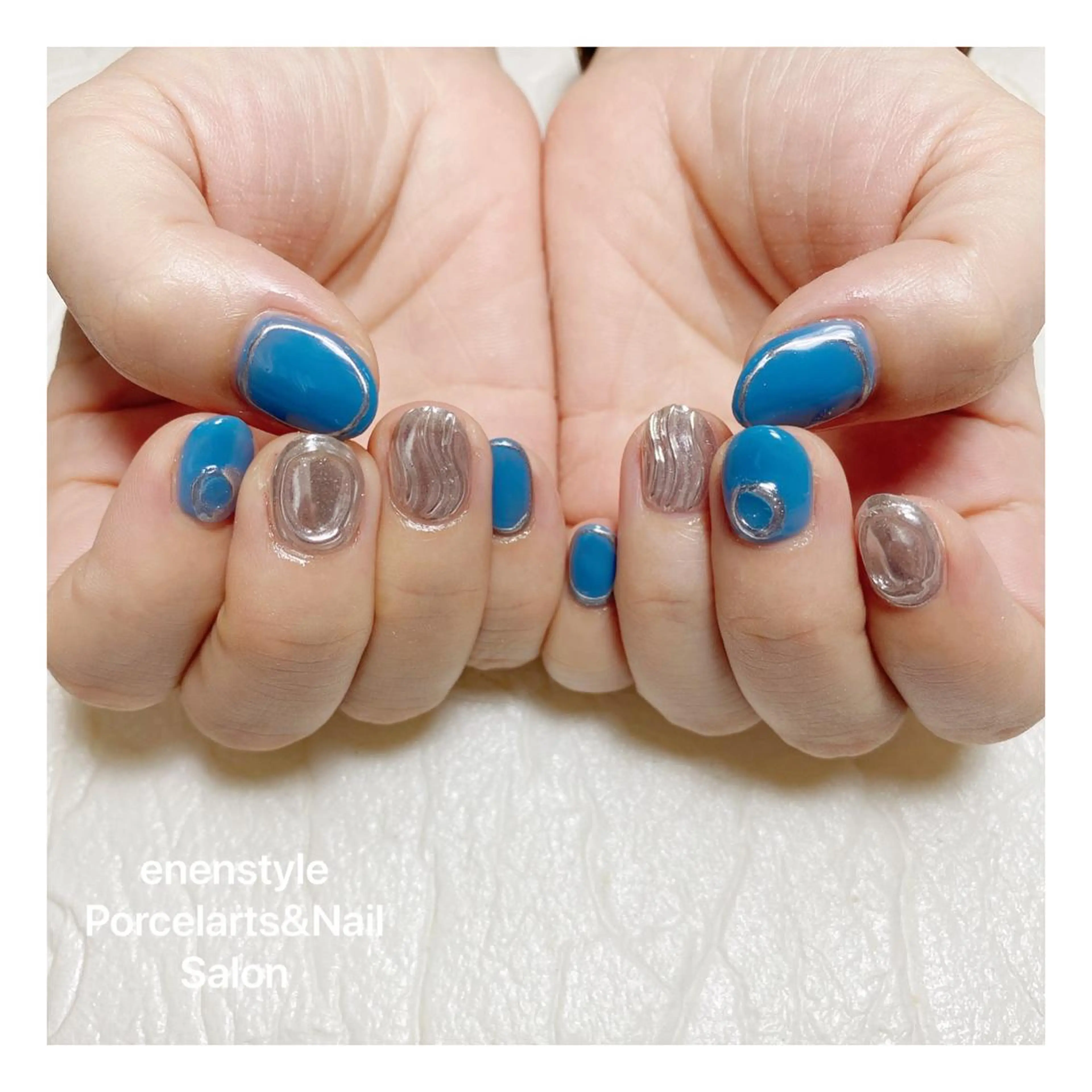 ショート ネイル 👑enen style👑のネイルデザイン