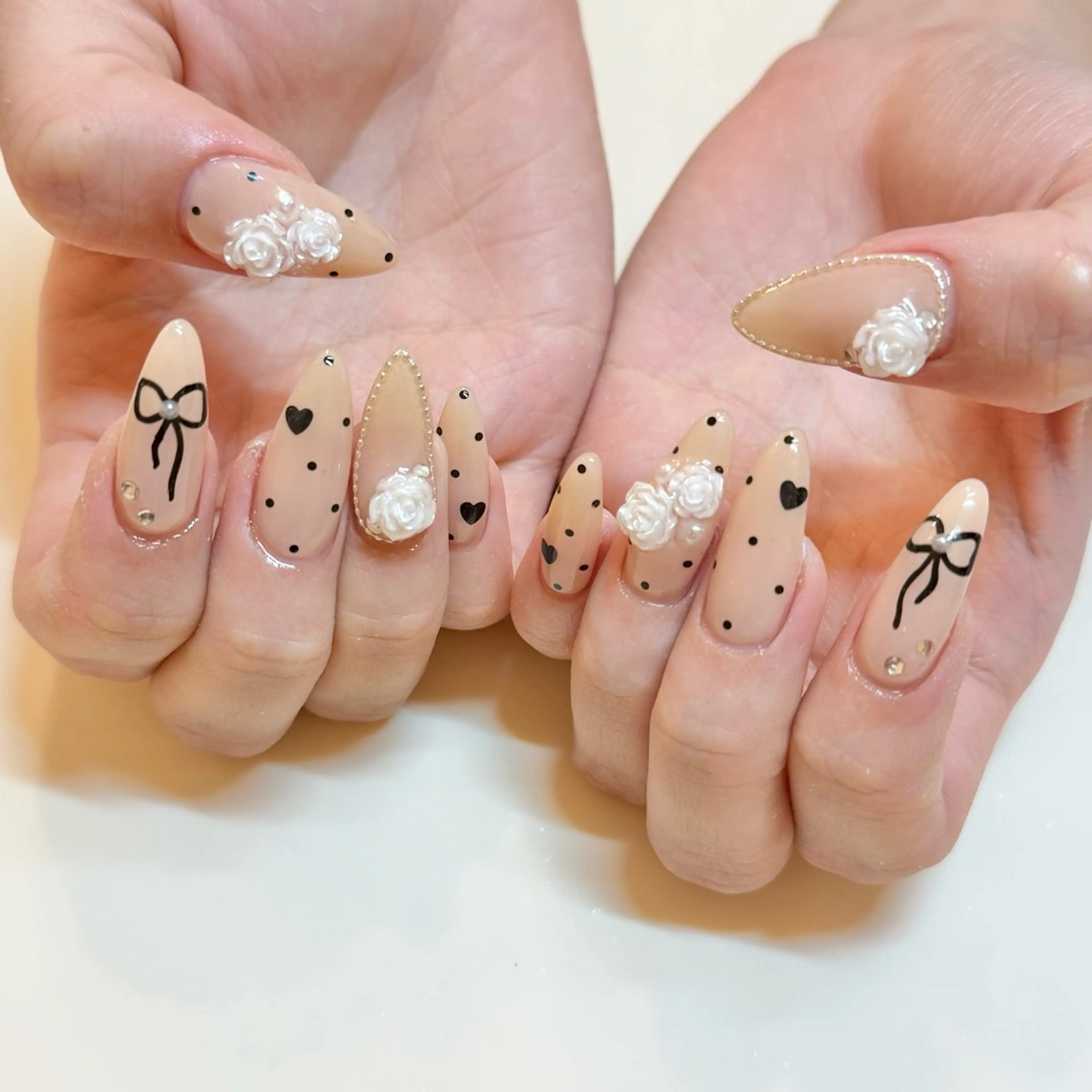 ネイル ハンドネイル 藤原 みゆのネイルデザイン