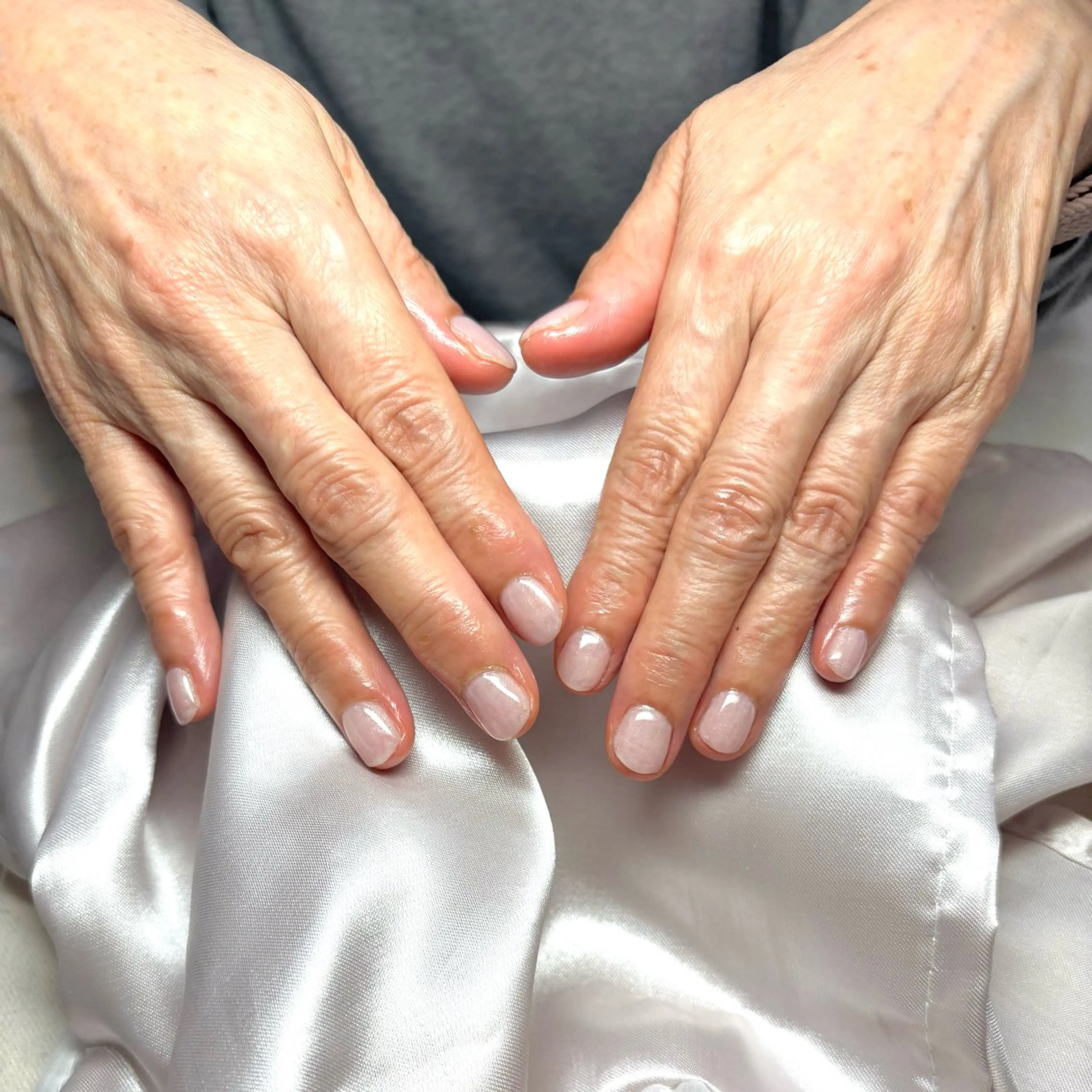 ネイル ジェルネイル パラジェル 小林 玲奈のネイルデザイン