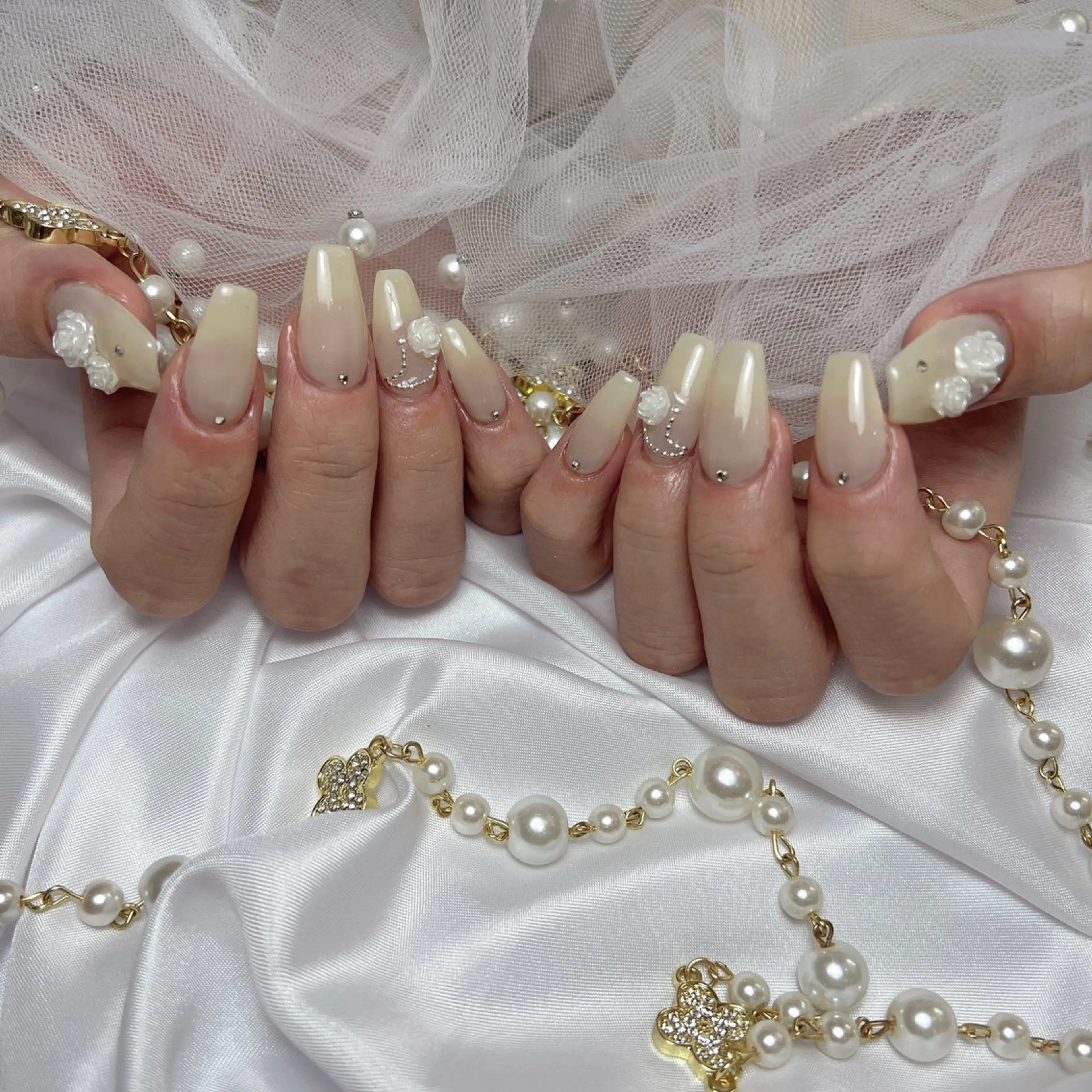 ネイル 長さ出し フットネイル フレンチネイル ガラスフレンチ グラデーション ハンドネイル M2beauty Renaのネイルデザイン