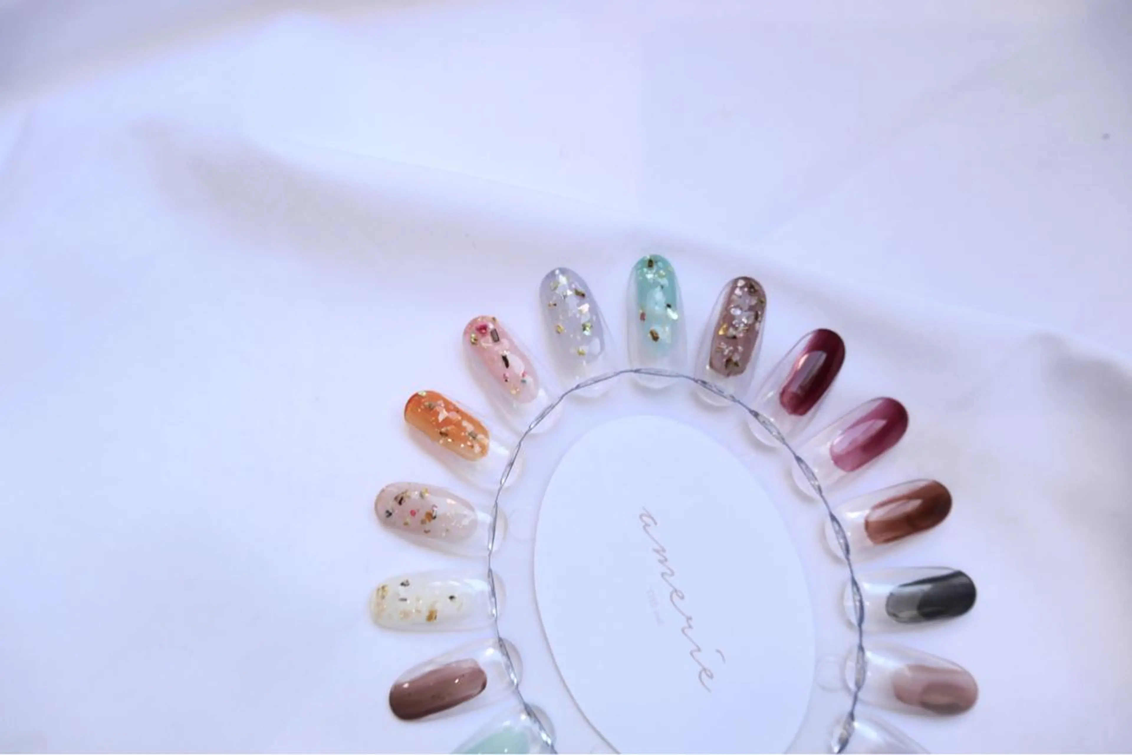 ネイル TONE所属・TONE the nailのネイルデザイン