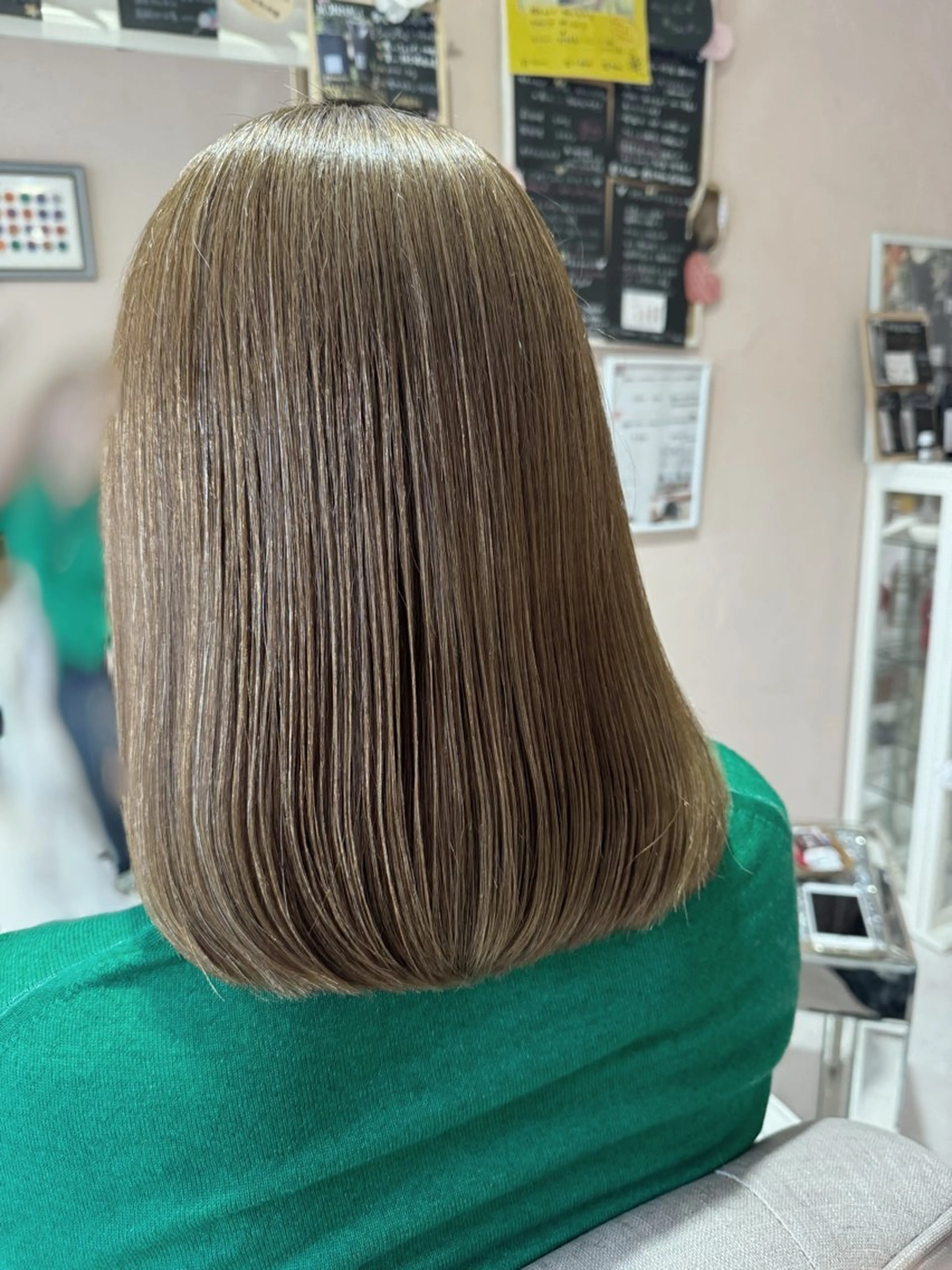 ミディアム dispersion所属・磯部 彩のヘアスタイル