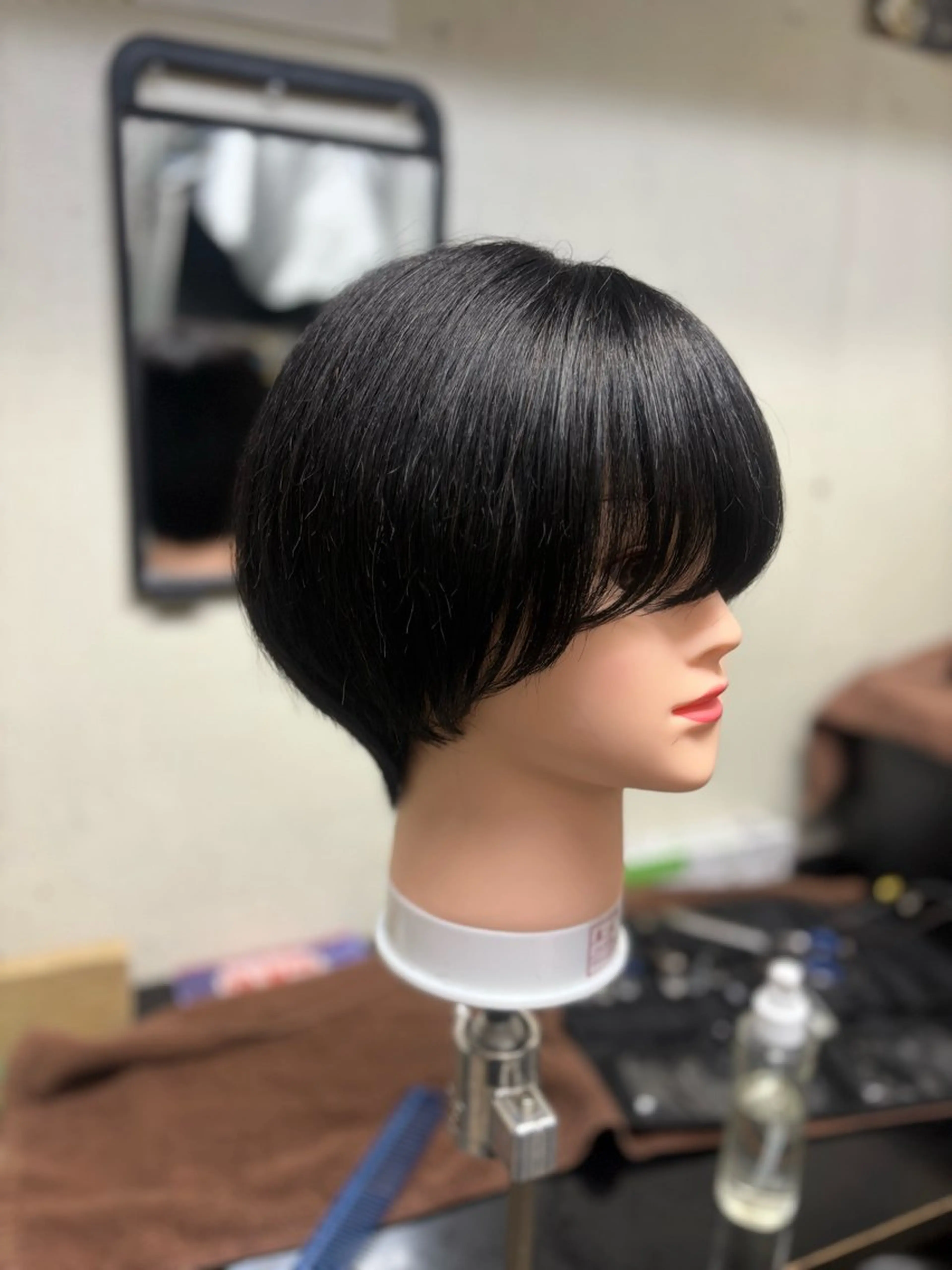 ショート insence glue所属・売上チェック課題中 🔥／小林眞澄のヘアスタイル