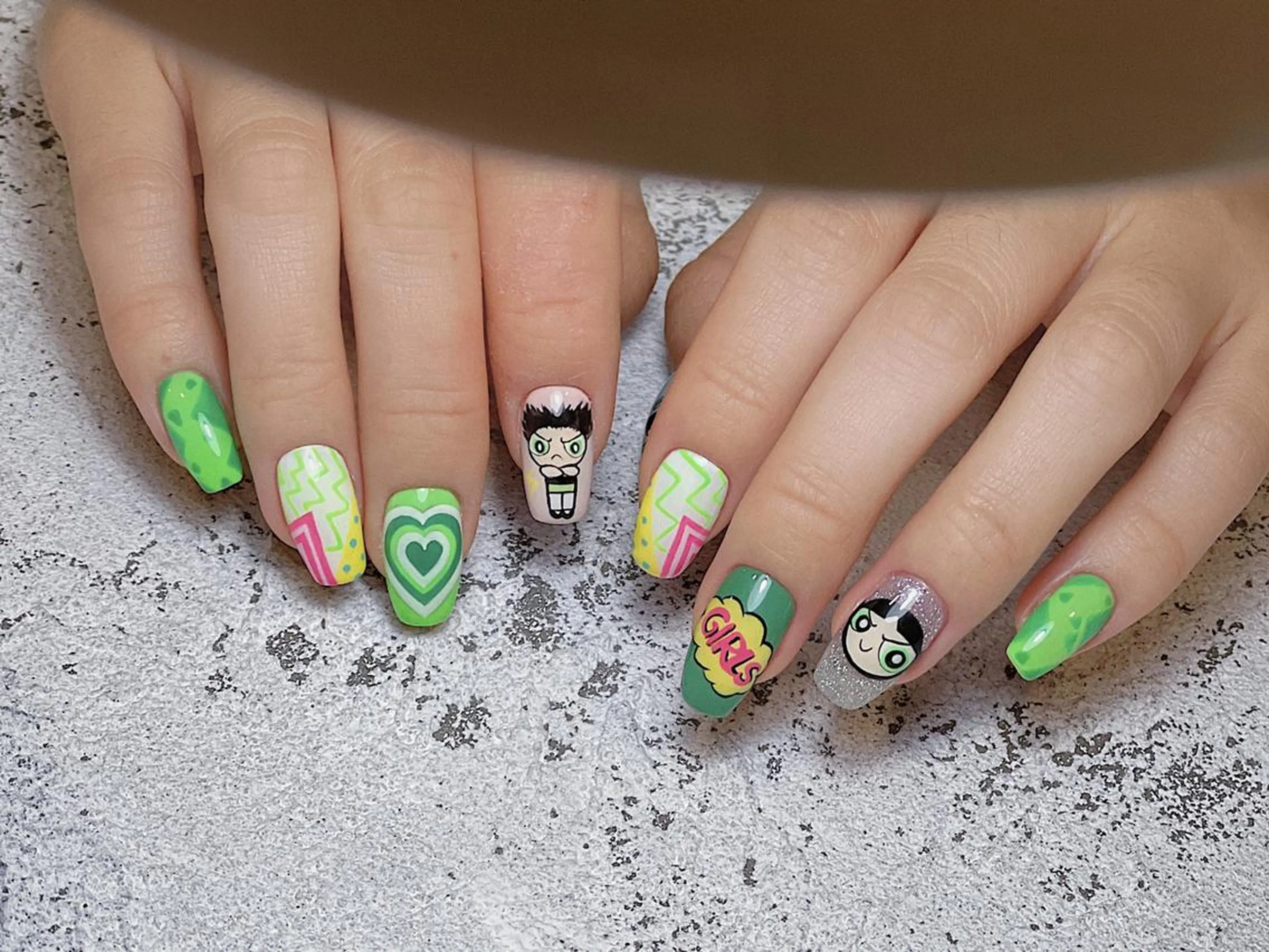 メンズ ネイル アートネイル フレンチネイル ジェルネイル キラキラネイル パラジェル Bloom スカルプ専門店のネイルデザイン