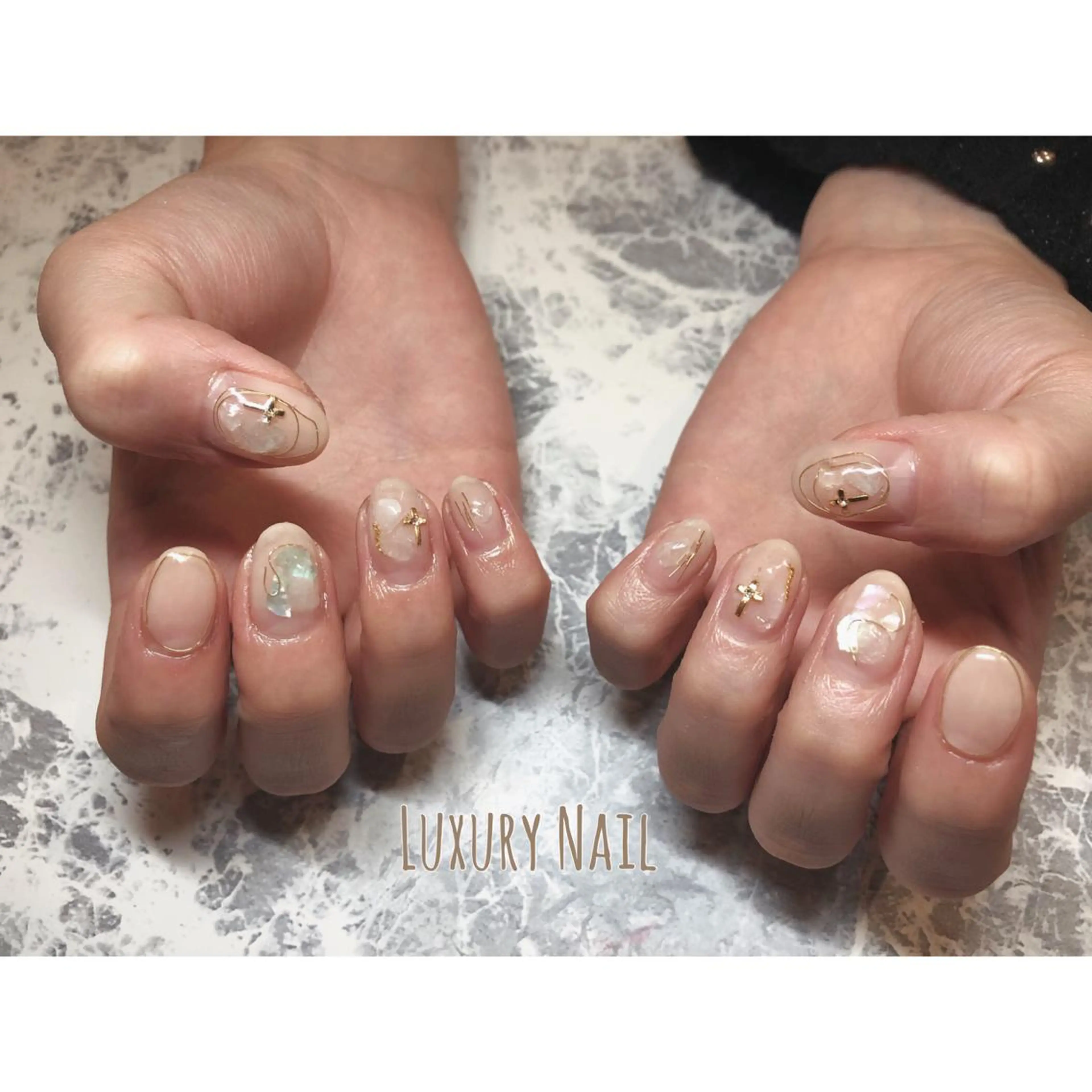 ネイル nail salon  aloalo所属・Nailist Ayaのネイルデザイン