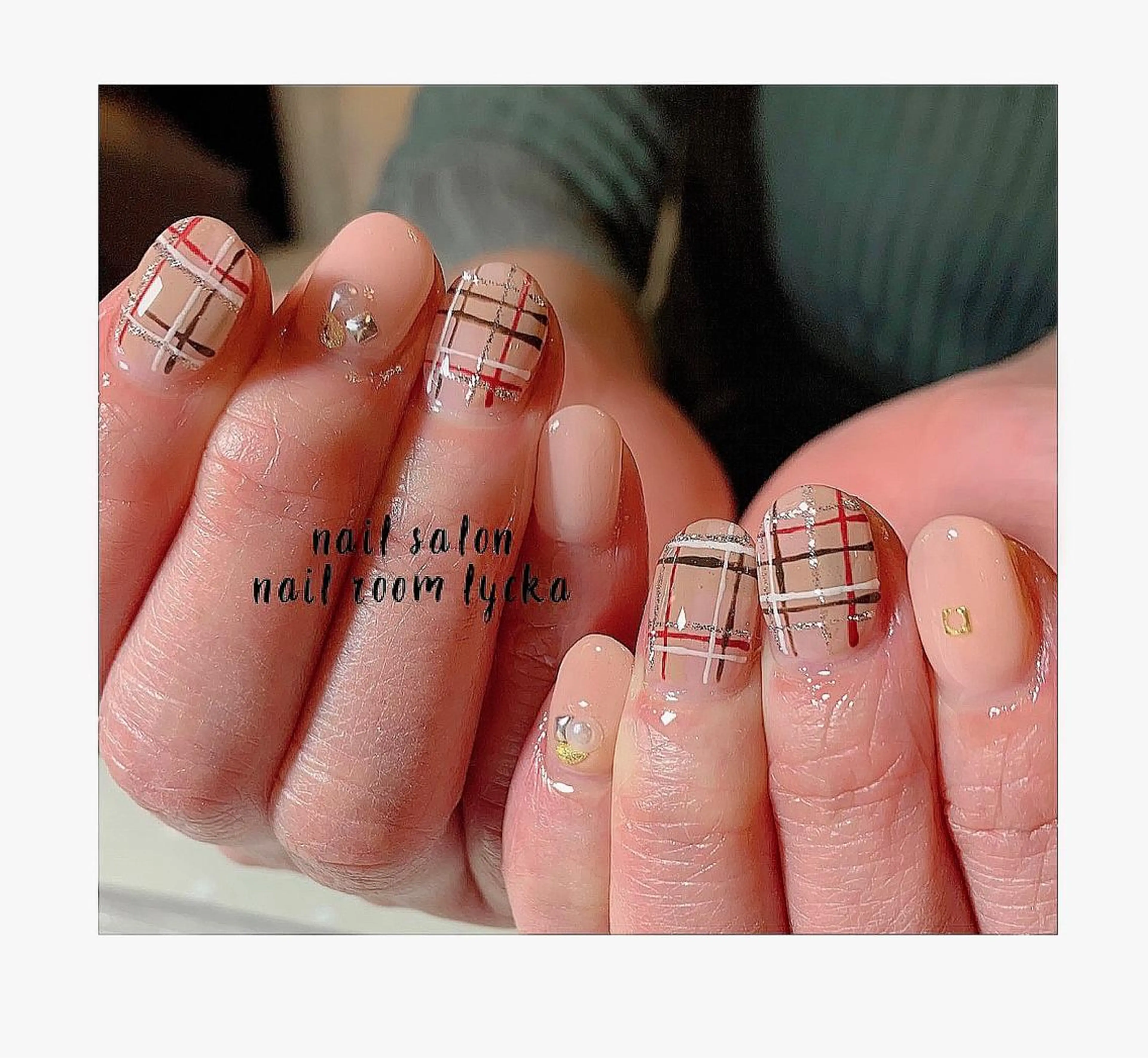 ネイル ジェルネイル パラジェル 冬ネイル ﾈｲﾙﾙｰﾑﾘｯｶ 𝐦𝐚𝐲𝐮のネイルデザイン