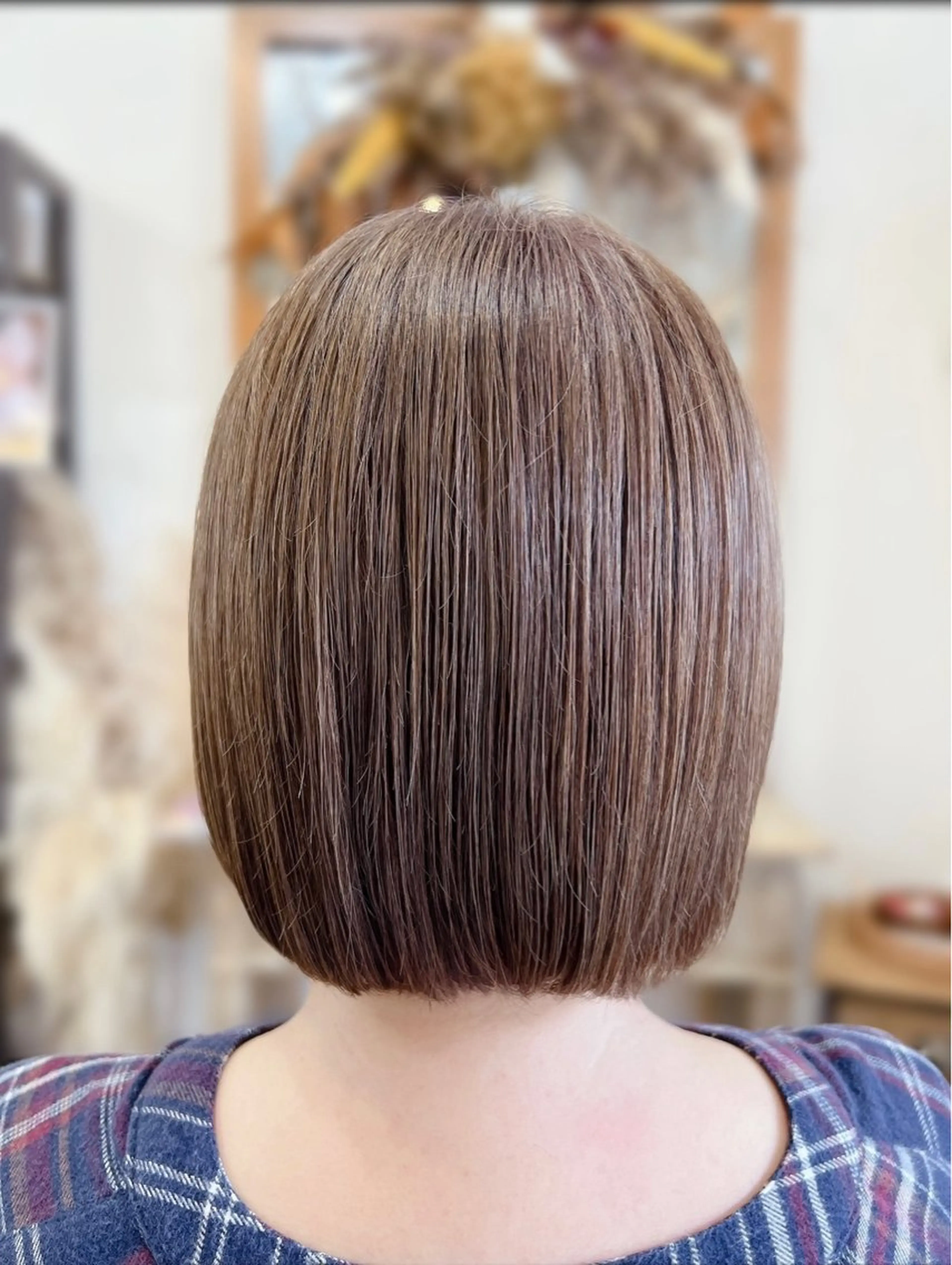 ミディアム カラー ベージュカラー グレージュ カット ヘアカラー トリートメント hair works raptureのヘアスタイル