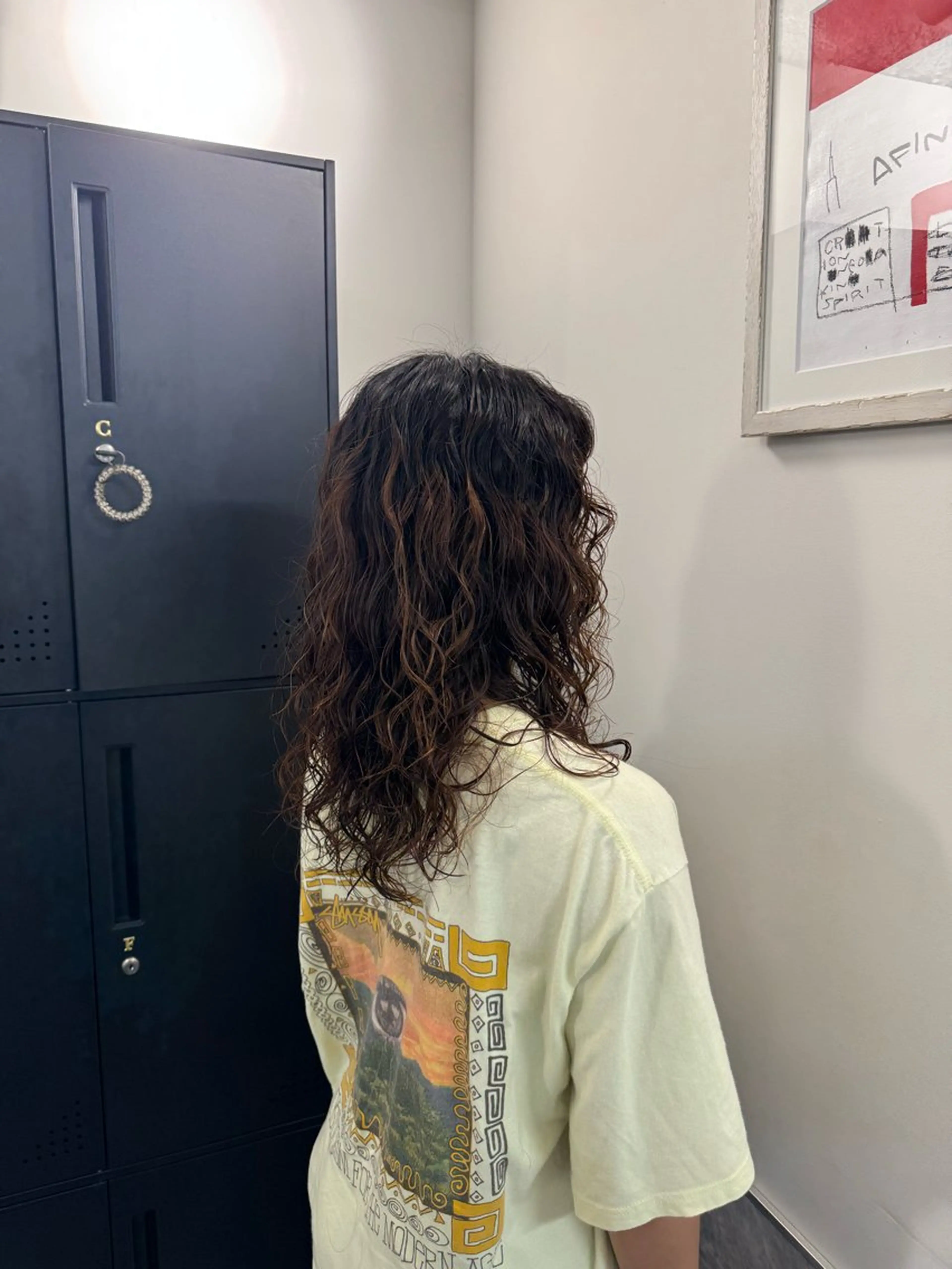 ミディアム パーマ ミディアムパーマ カット パーマ トリートメント 新宿/ハイトーン /パーマ/戸羽のヘアスタイル