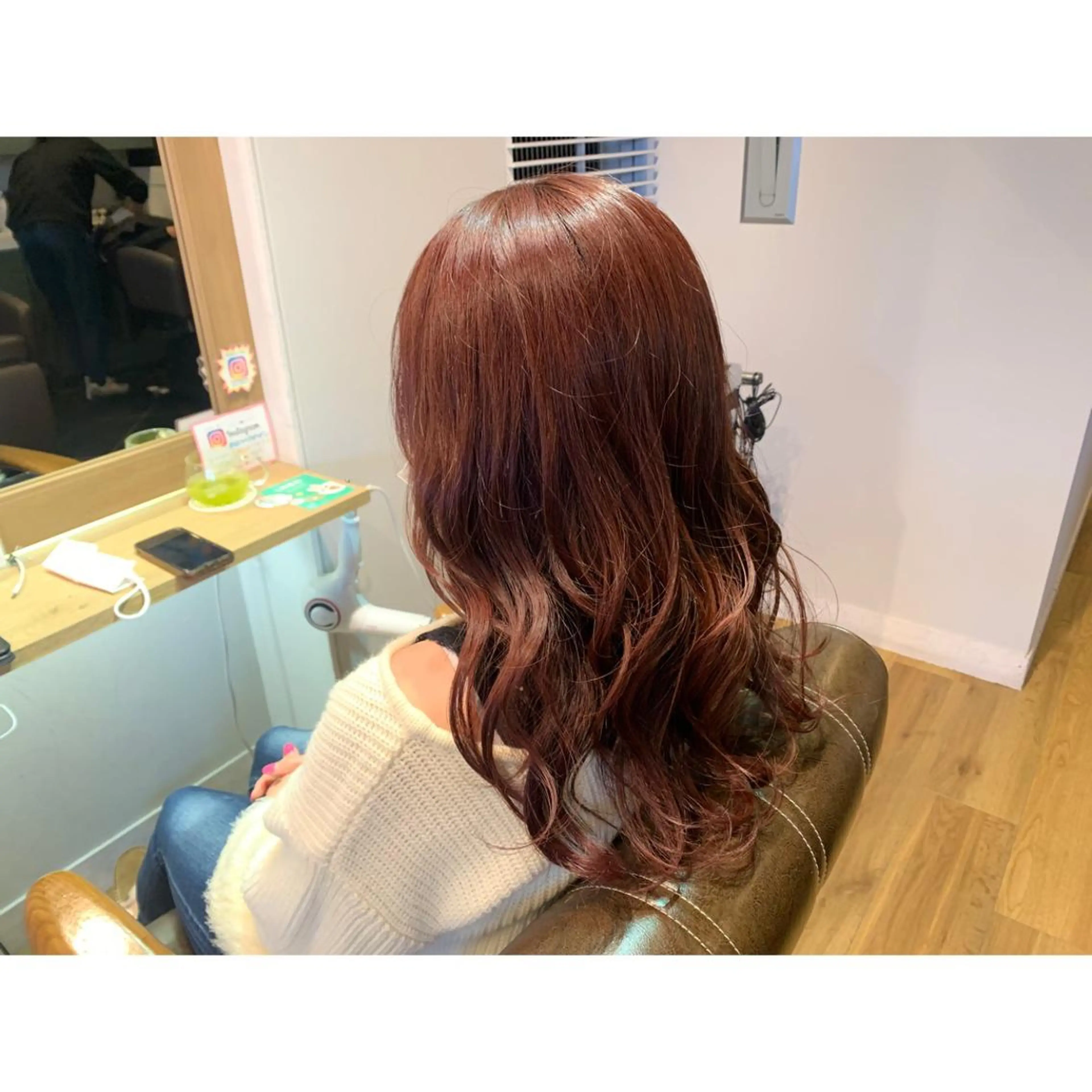 ロング カラー アッシュ ピンクカラー ヘアカラー トリートメント ツキダテ ユイのヘアスタイル