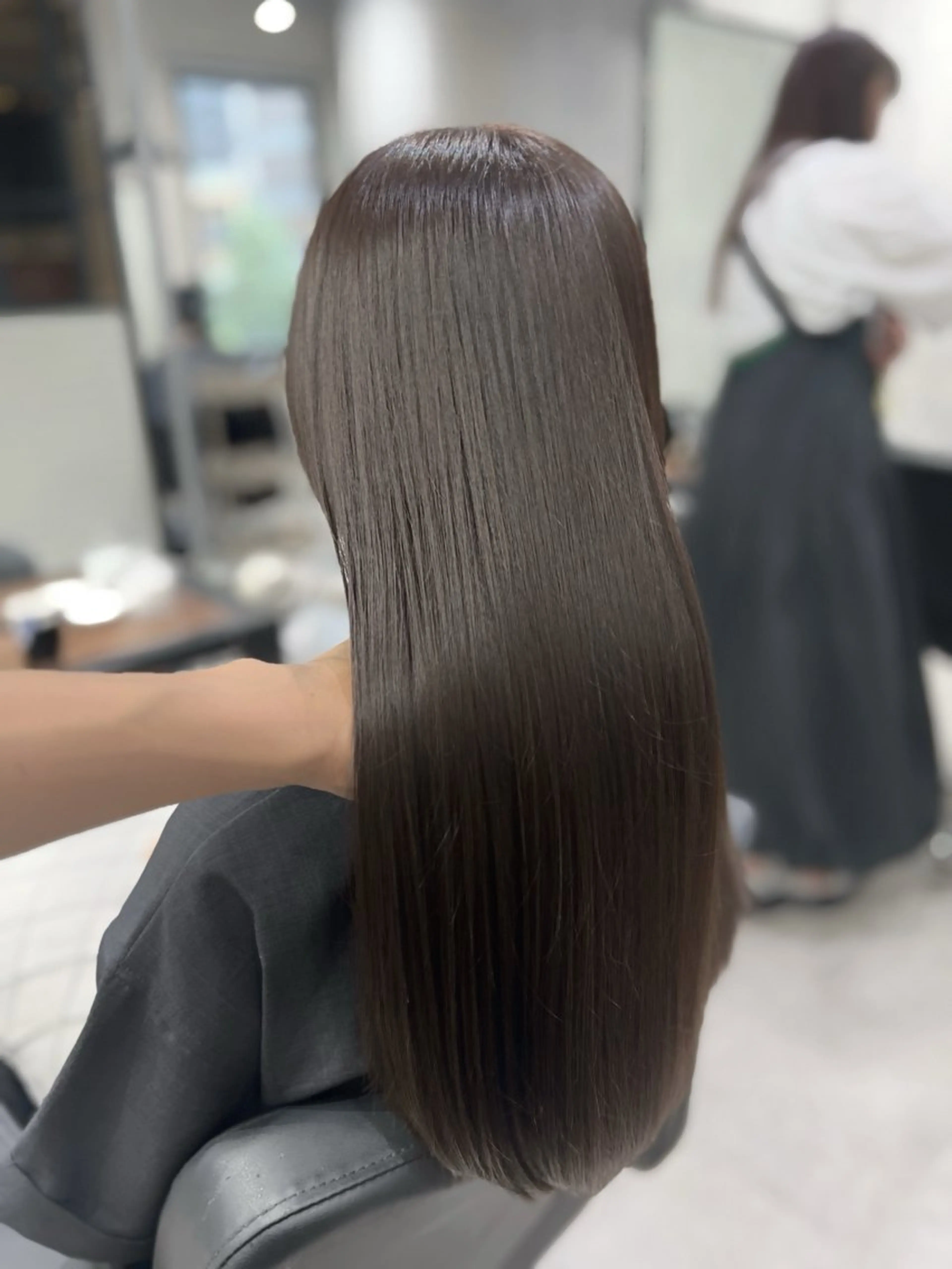 ロング カラー 顔周りカット ハッシュカット 髪質改善 韓国風ヘア レイヤーカット カット ヘアカラー トリートメント 🌿海山龍馬🌿前髪 /顔まわり/レイヤーのヘアスタイル