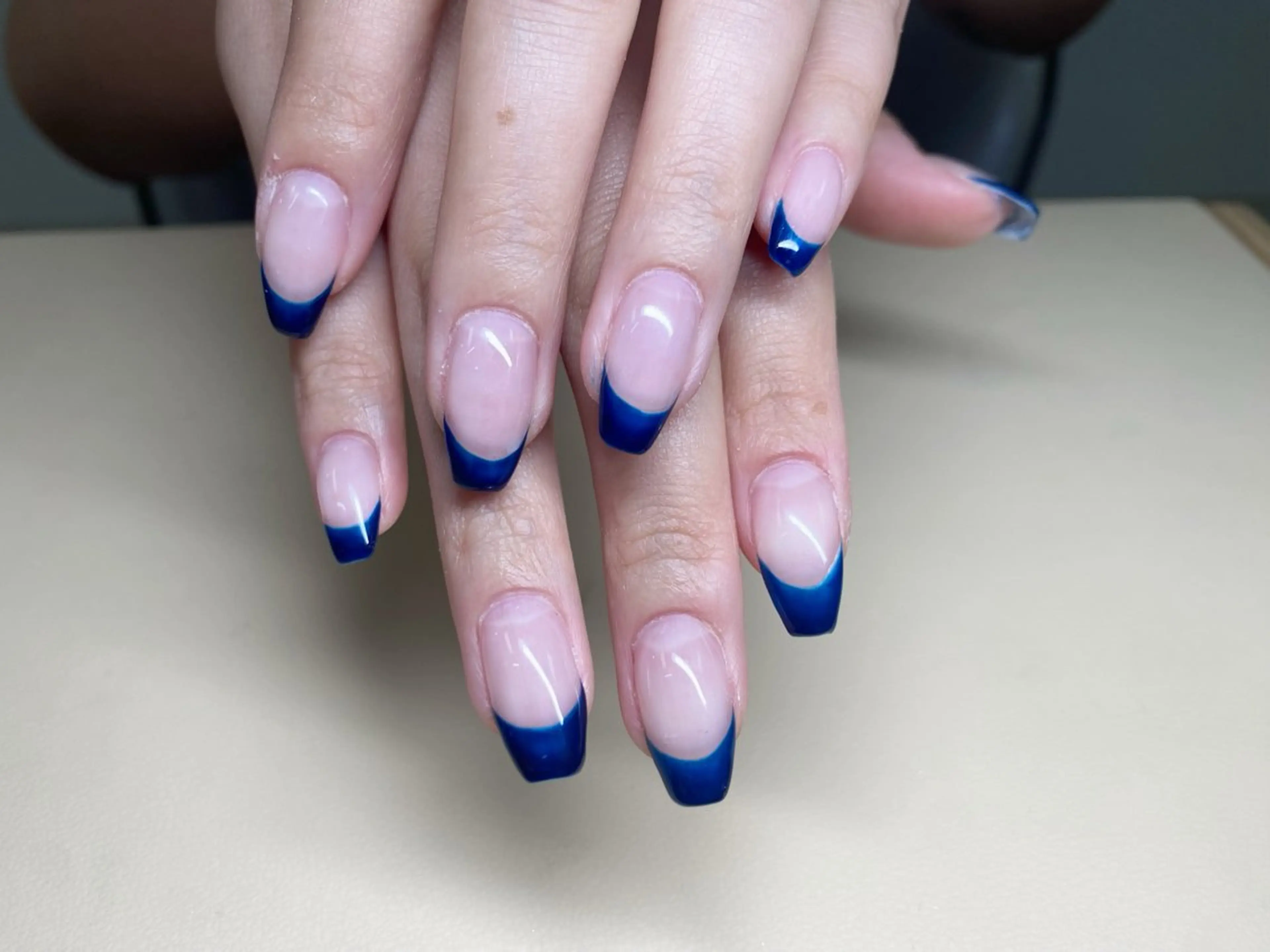 カラー ハンドネイル 宇 田川のネイルデザイン