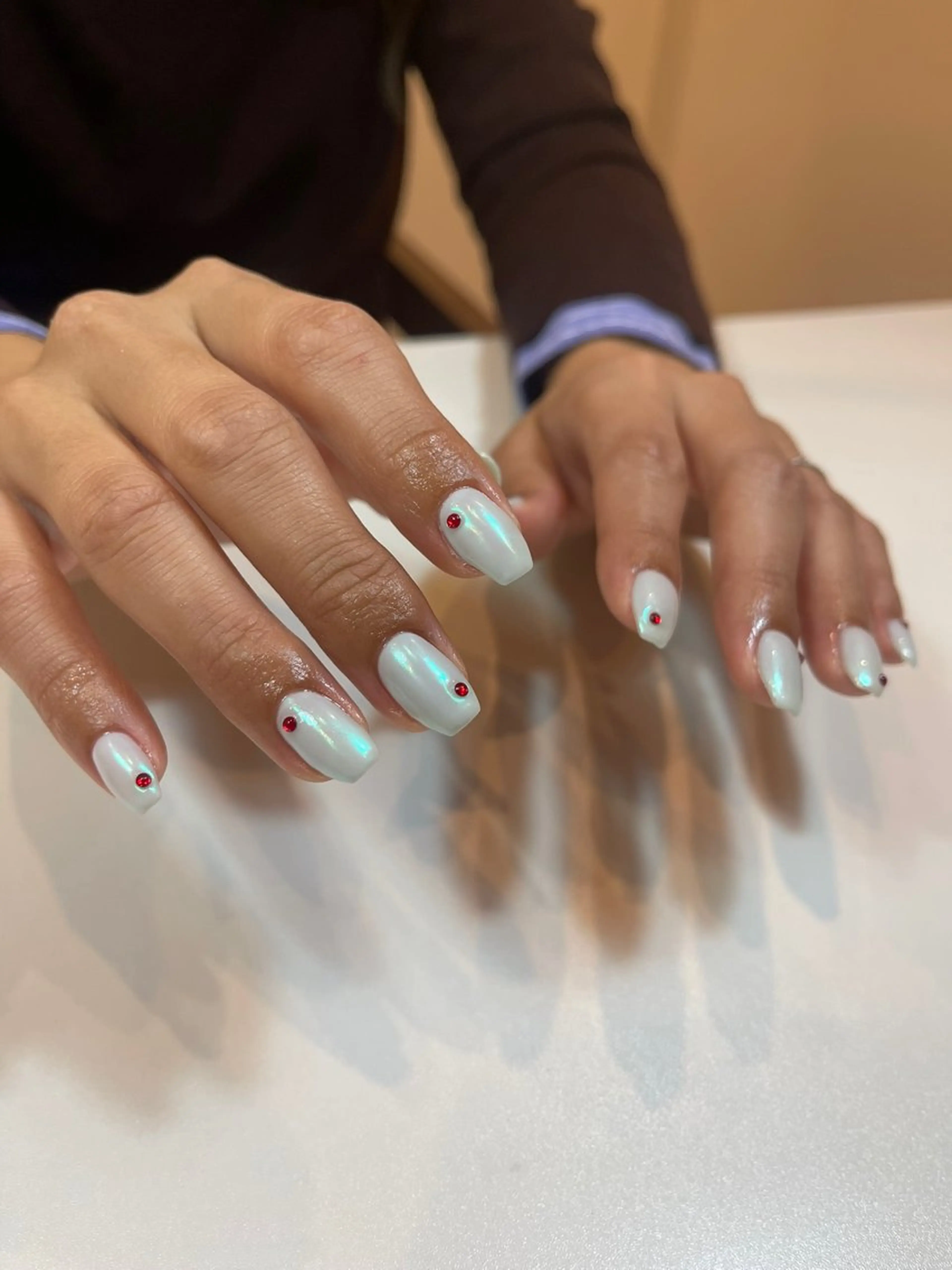 ネイル オーロラネイル ストーンネイル pownini nailのネイルデザイン