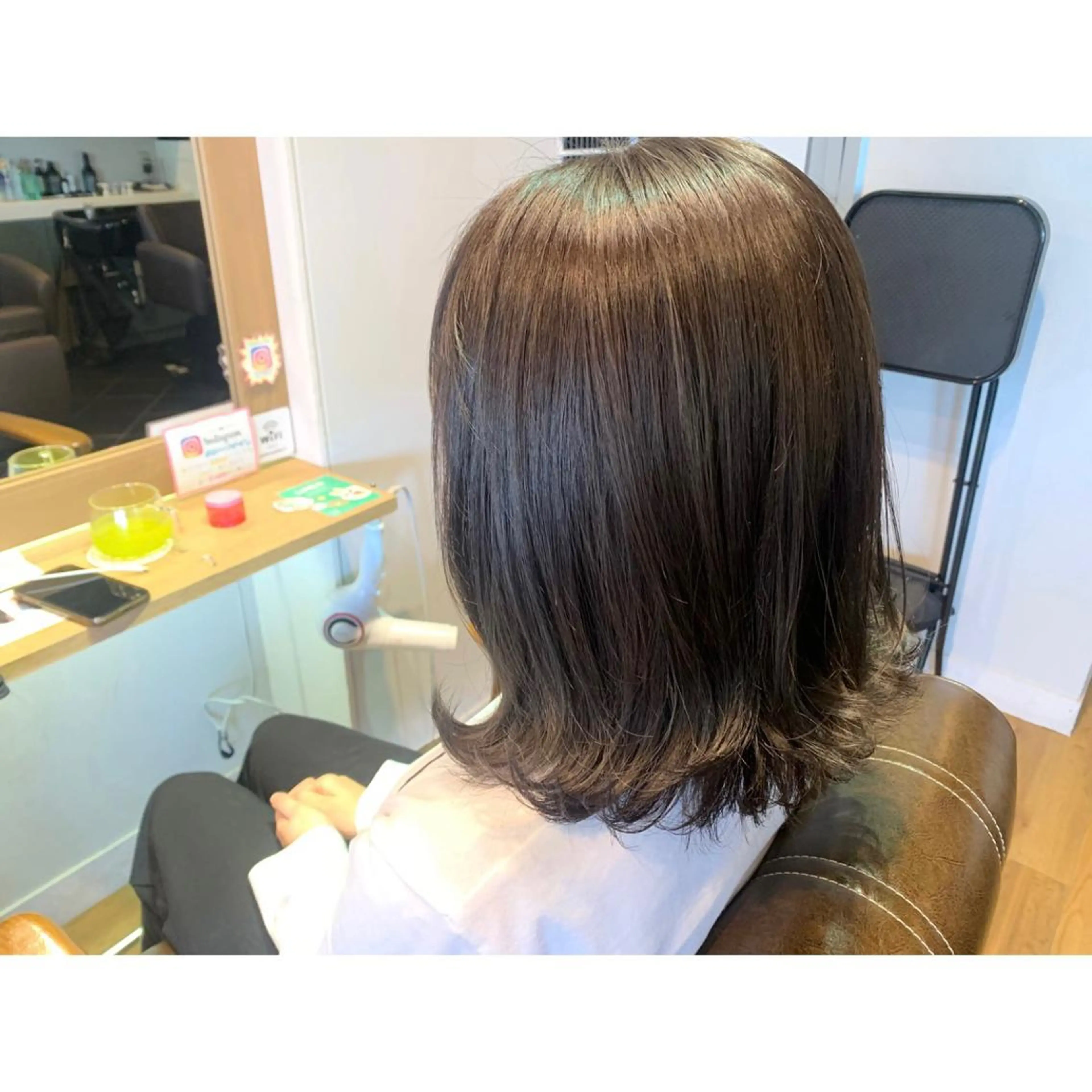 ミディアム カラー ベージュカラー ヘアカラー トリートメント ツキダテ ユイのヘアスタイル