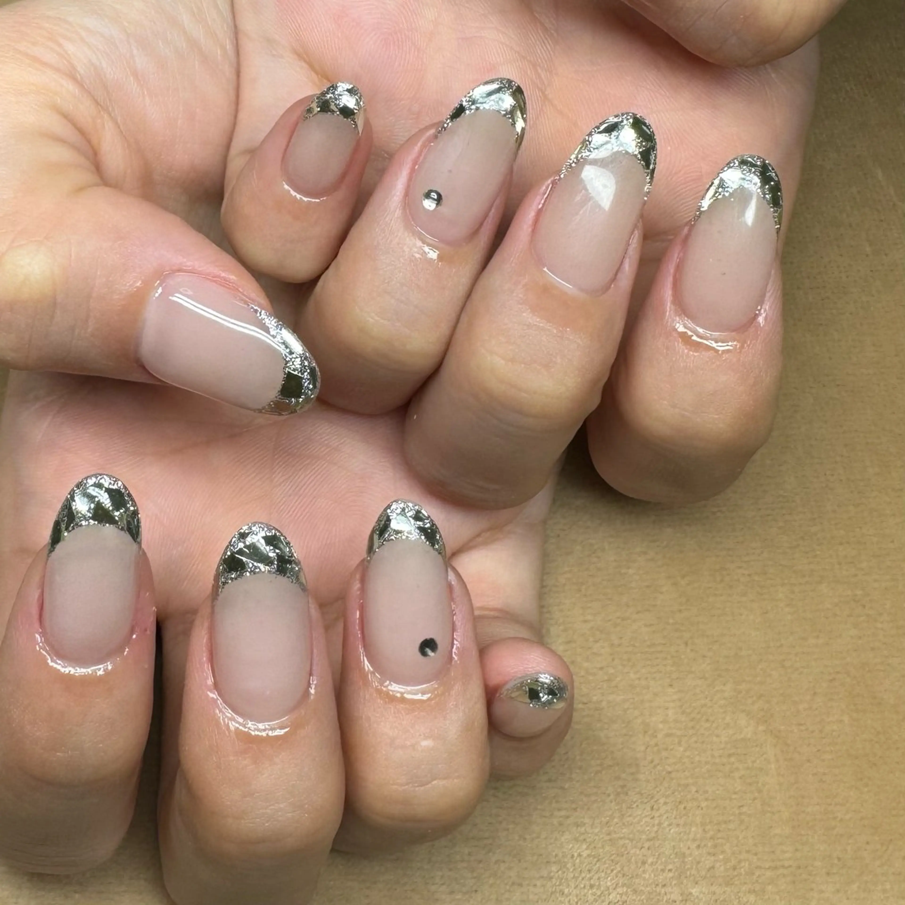 ネイル フレンチネイル ガラスフレンチ ハンドネイル efa's  EyeNail-おもろまち-所属・efa Nail 🌺Okinawaのネイルデザイン