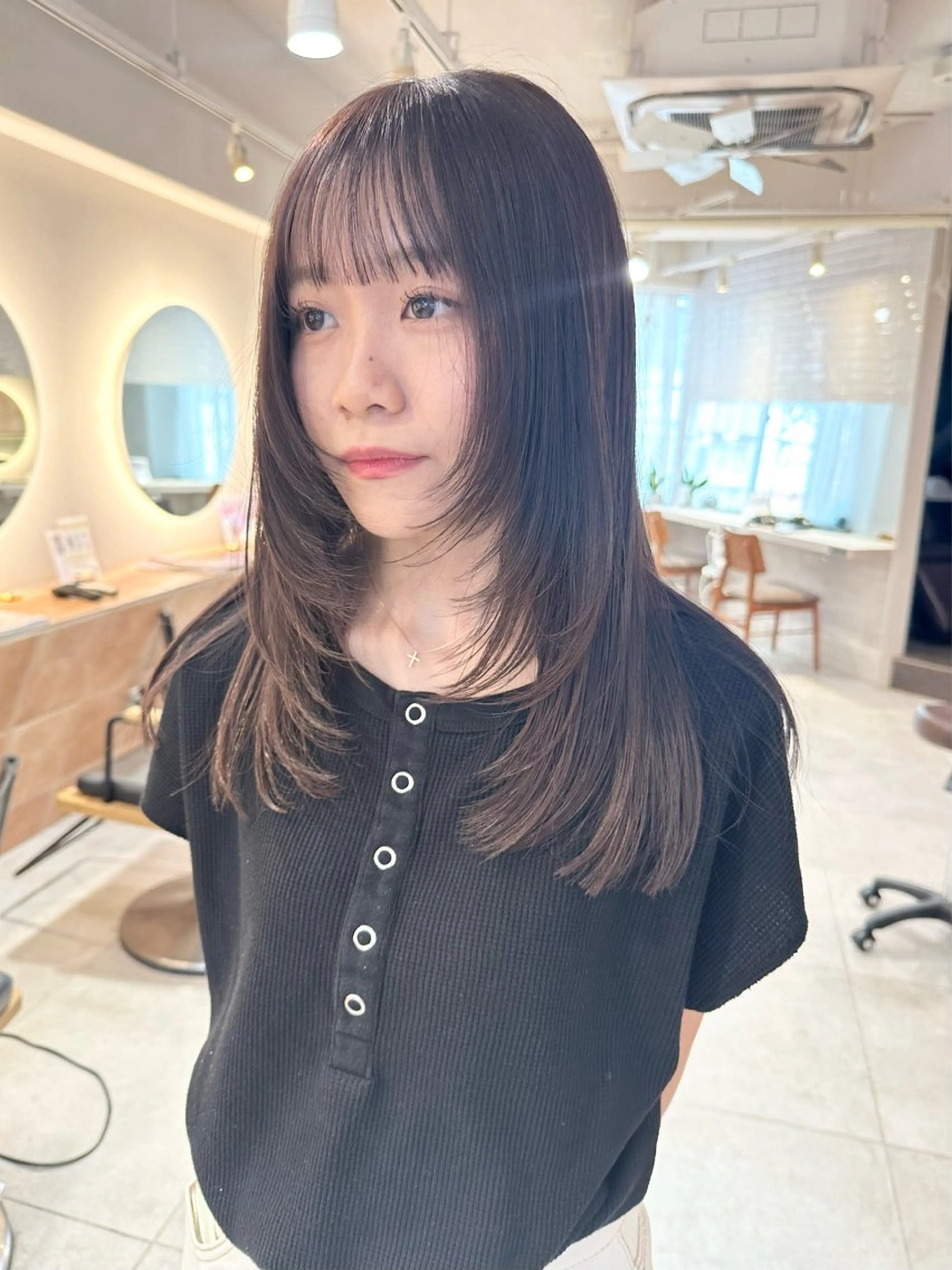ミディアム カラー パーマ ヘアアレンジ バレイヤージュ ベージュカラー ブリーチ ケアブリーチ ダブルカラー カット トリートメント 🦕ウルフカット 🦕ａｋｉｈｏのヘアスタイル