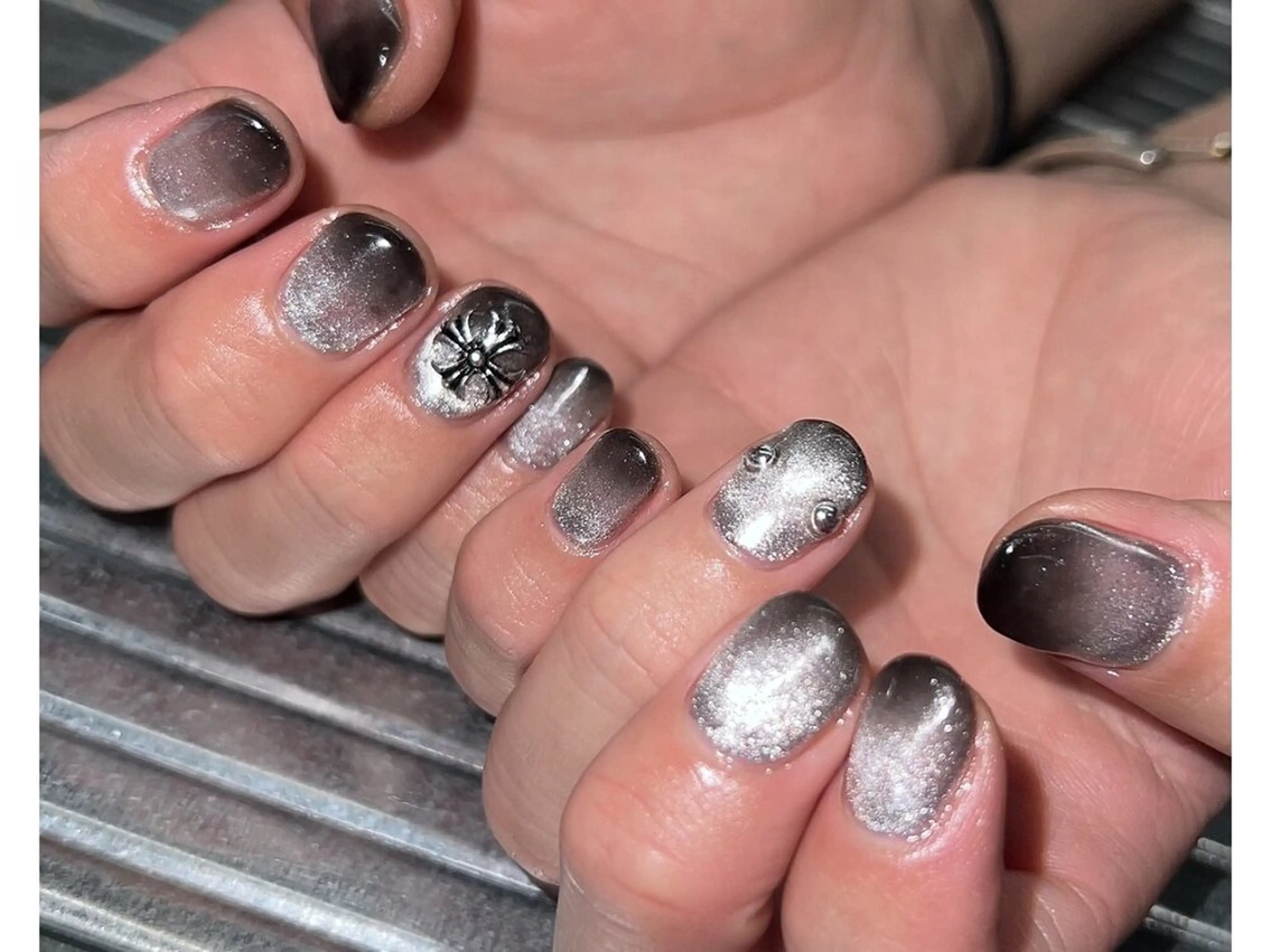 ★オフ有り【🧢男性 / メンズネイル】持ち込みデザイン120分 (甘皮ケア＆保湿ケア込み) ※初回オフ込みの写真