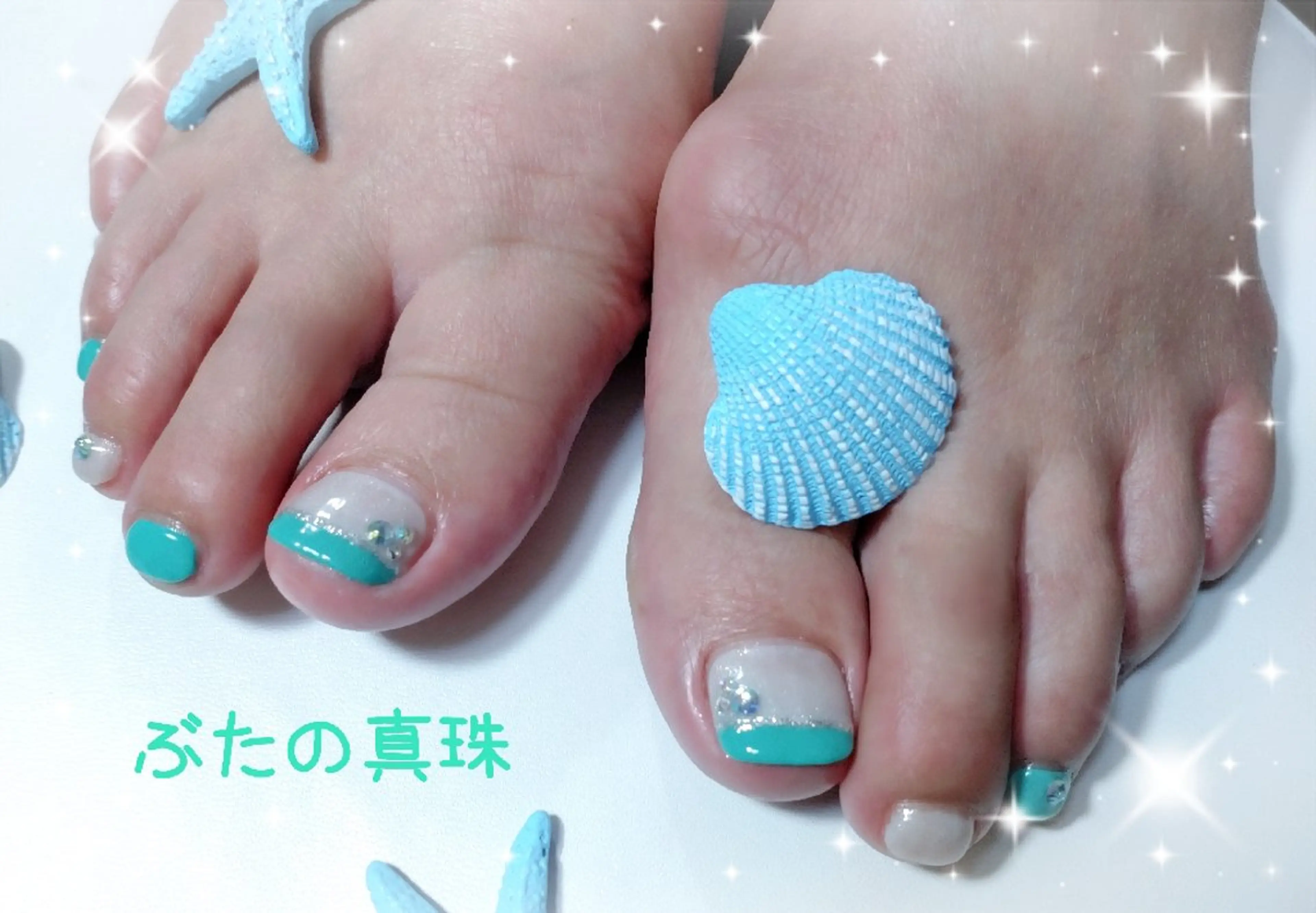 ネイル フットネイル グリーン 林 珠里のネイルデザイン