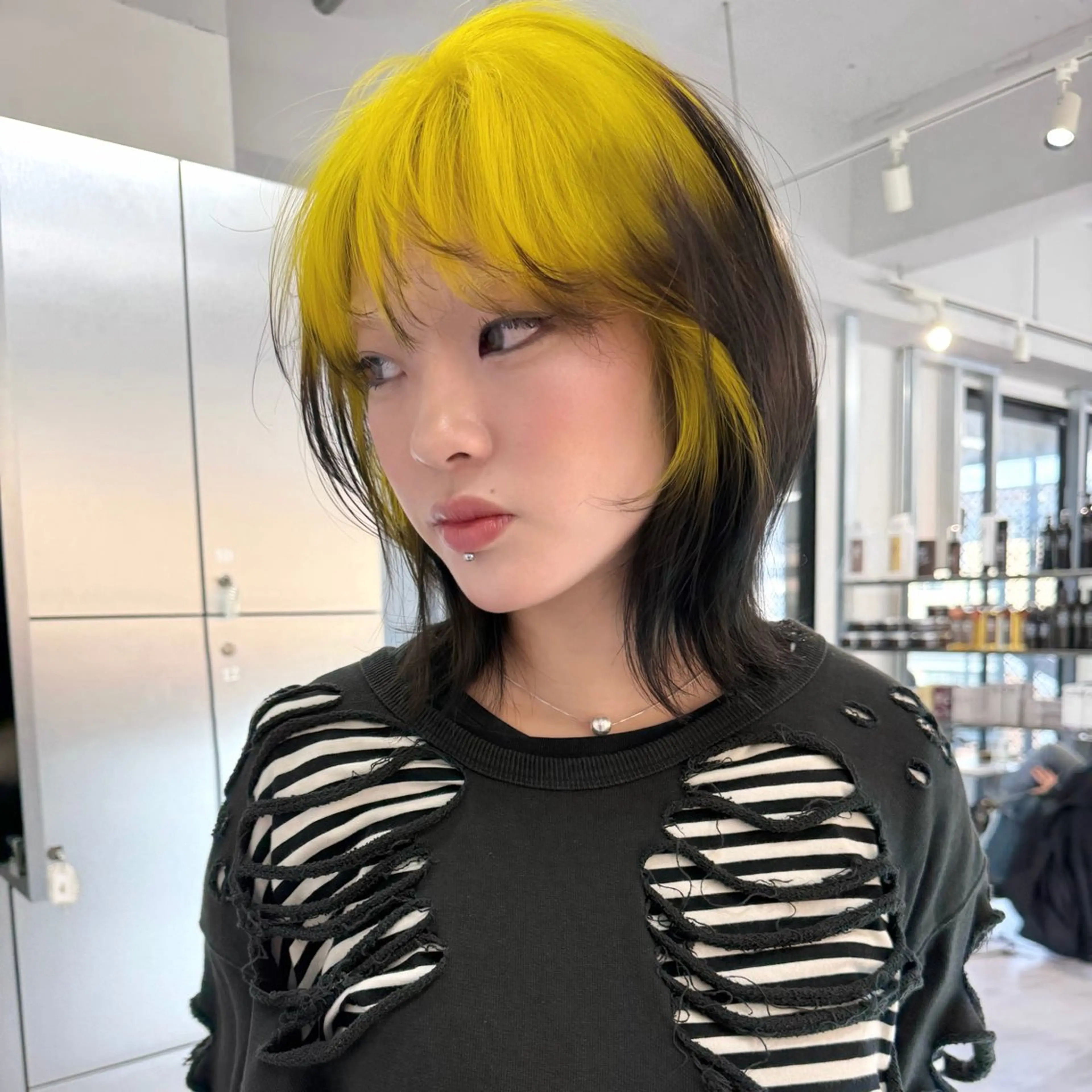 ミディアム カラー ベージュカラー ブリーチ ケアブリーチ デザインカラー ダブルカラー ヘアカラー トリートメント TATSUブリーチ/ ミルクティーベージュのヘアスタイル