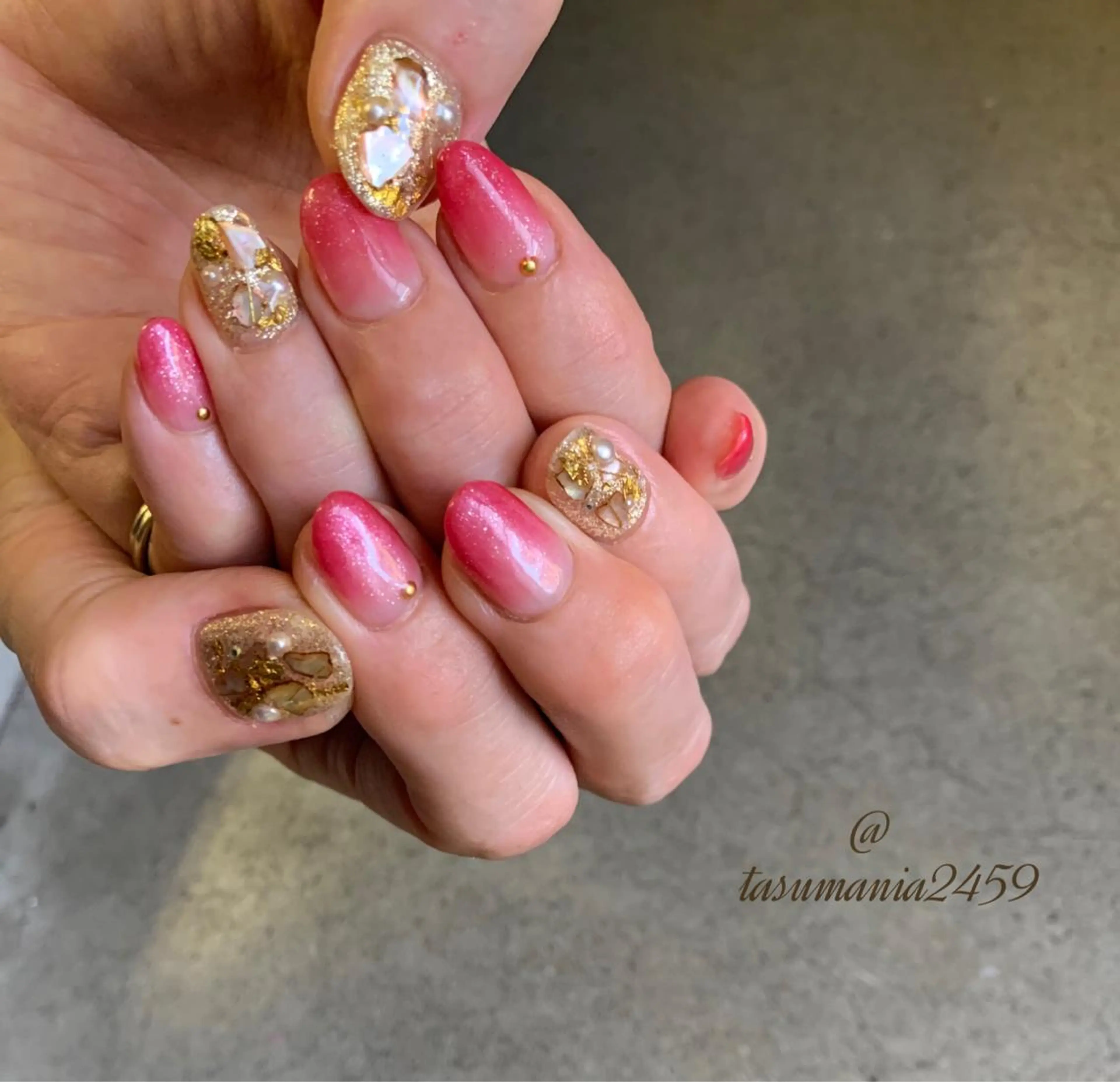 ショート ネイル グラデーション ピンク be-cares beauty(豊川店のネイルデザイン