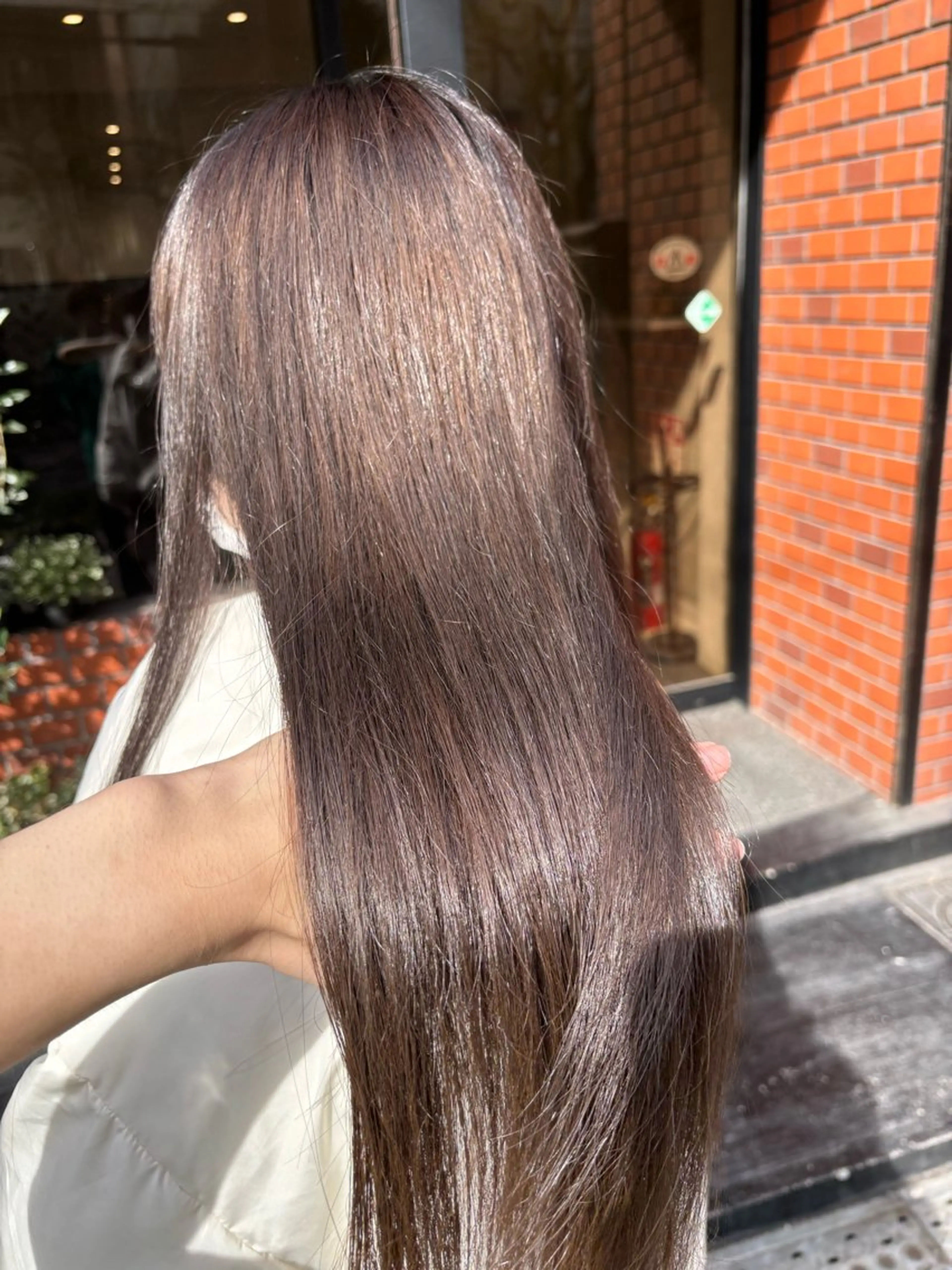 カラー グレージュ ヘアカラー トリートメント cocotte宜喜 弘希のヘアスタイル