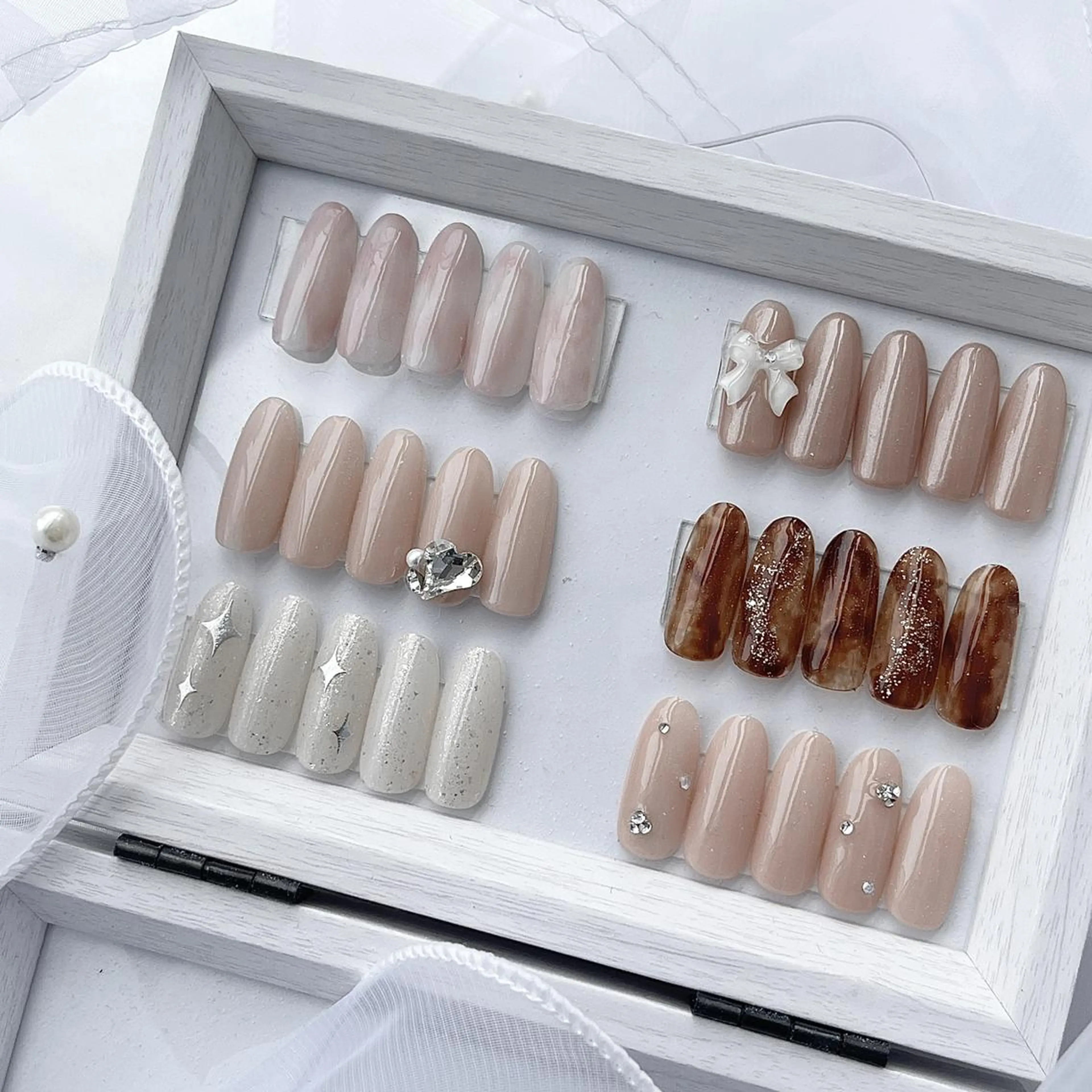 ネイル シンプルネイル ハンドネイル ハンドケア lovit ラビットのネイルデザイン