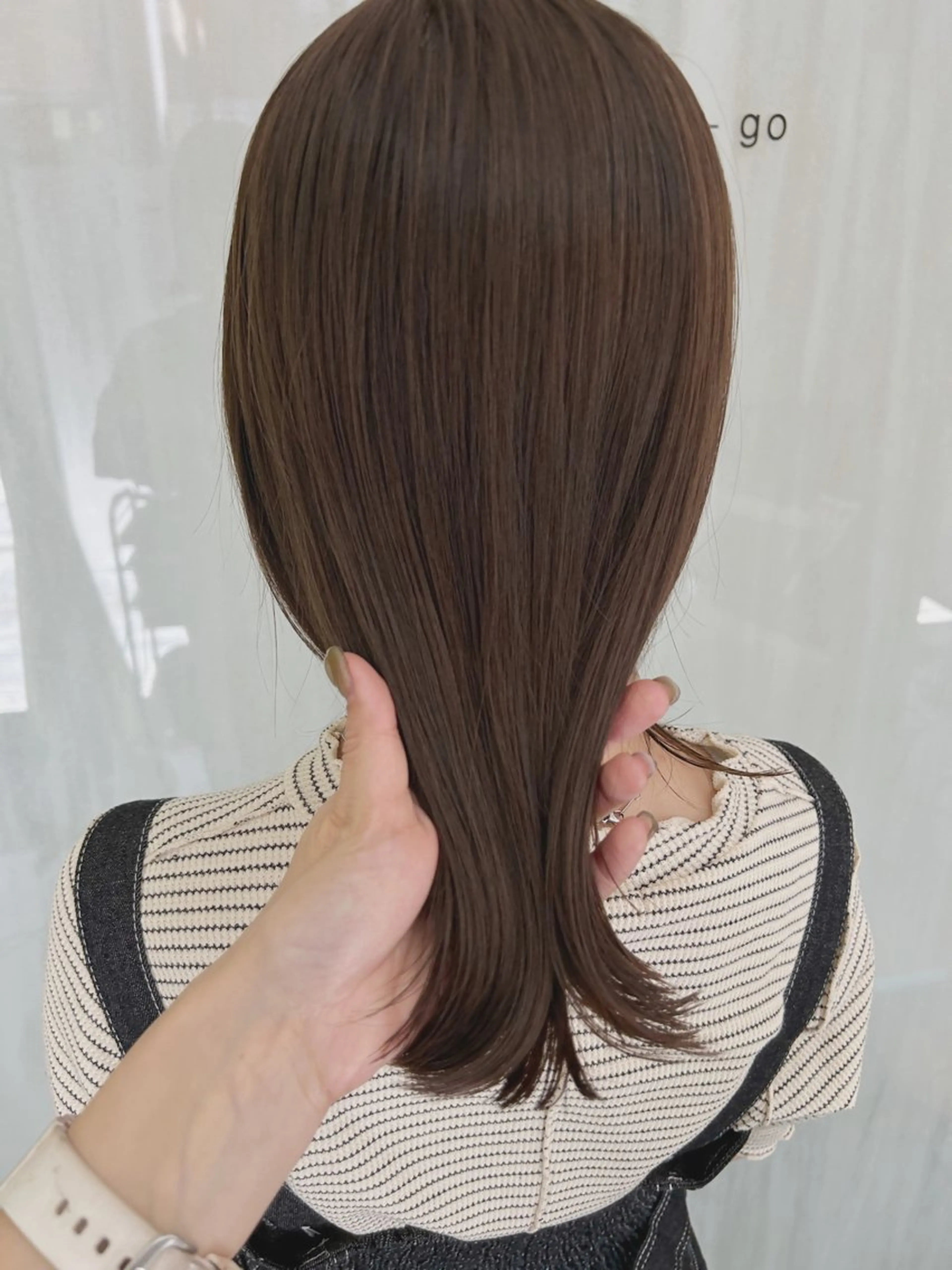 カラー be.Perch所属・シモウラ アオイのヘアスタイル