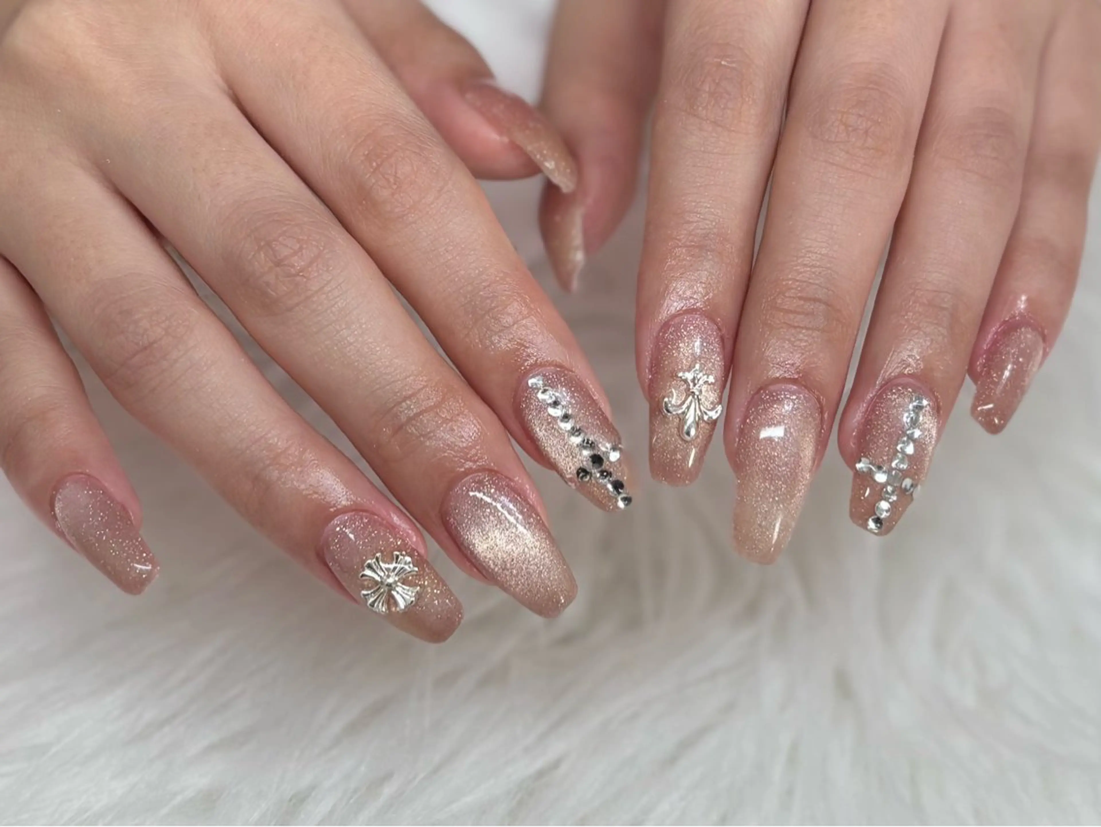 ネイル ハンドネイル ANELA ANNAのネイルデザイン