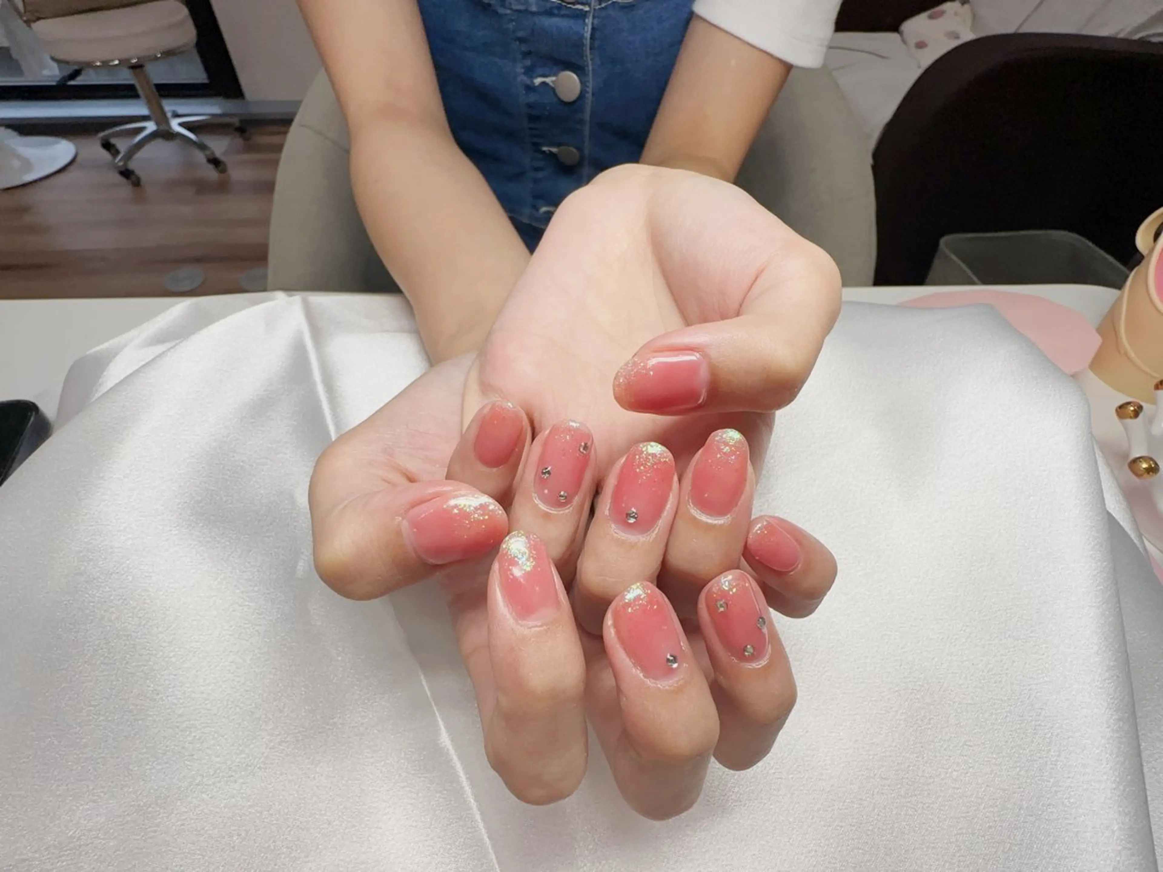 Ui_Amor (パラジェル)のネイルデザイン