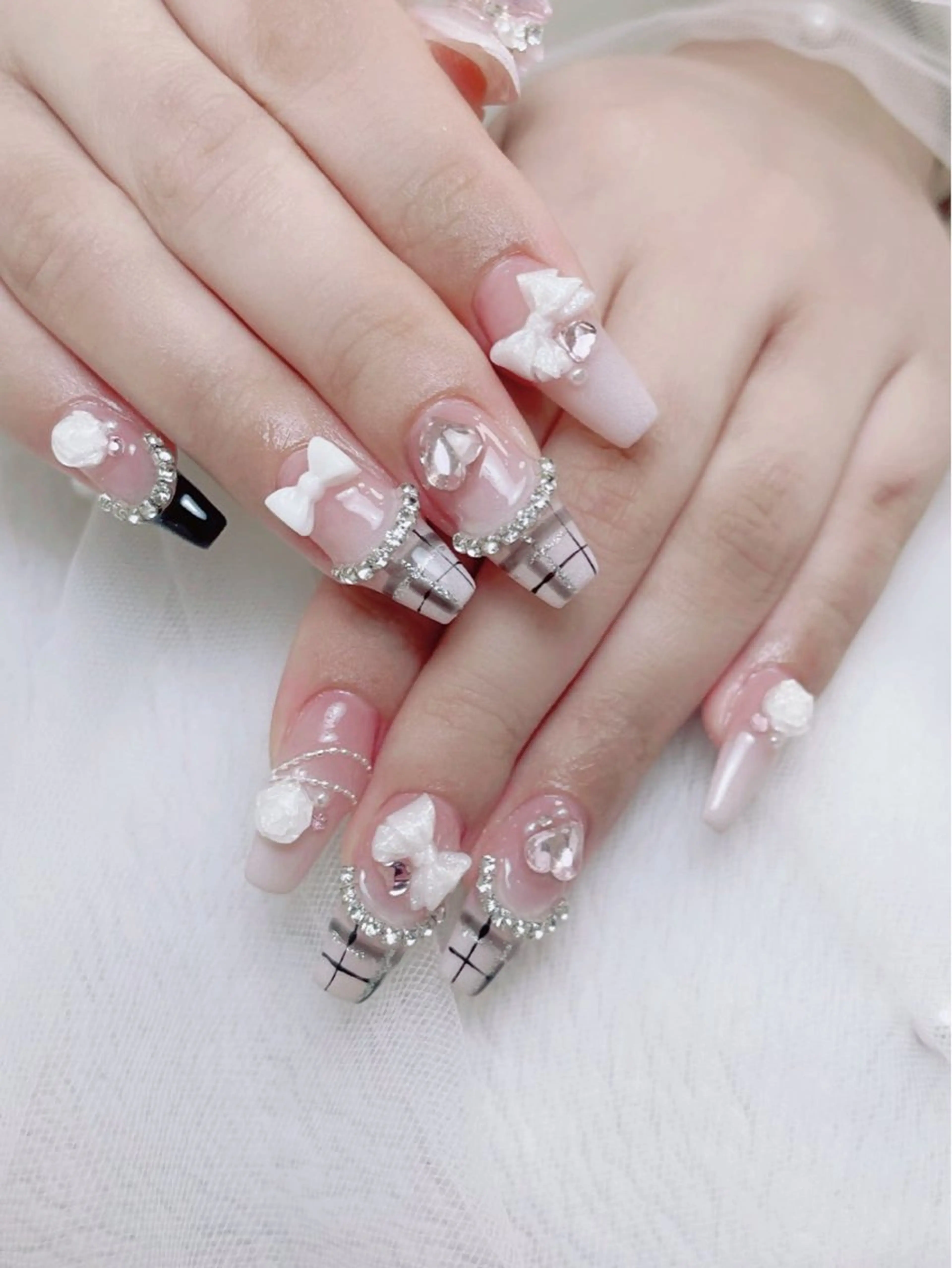 ネイル ハンドネイル ネイルサロンロータス (渋谷店)のネイルデザイン